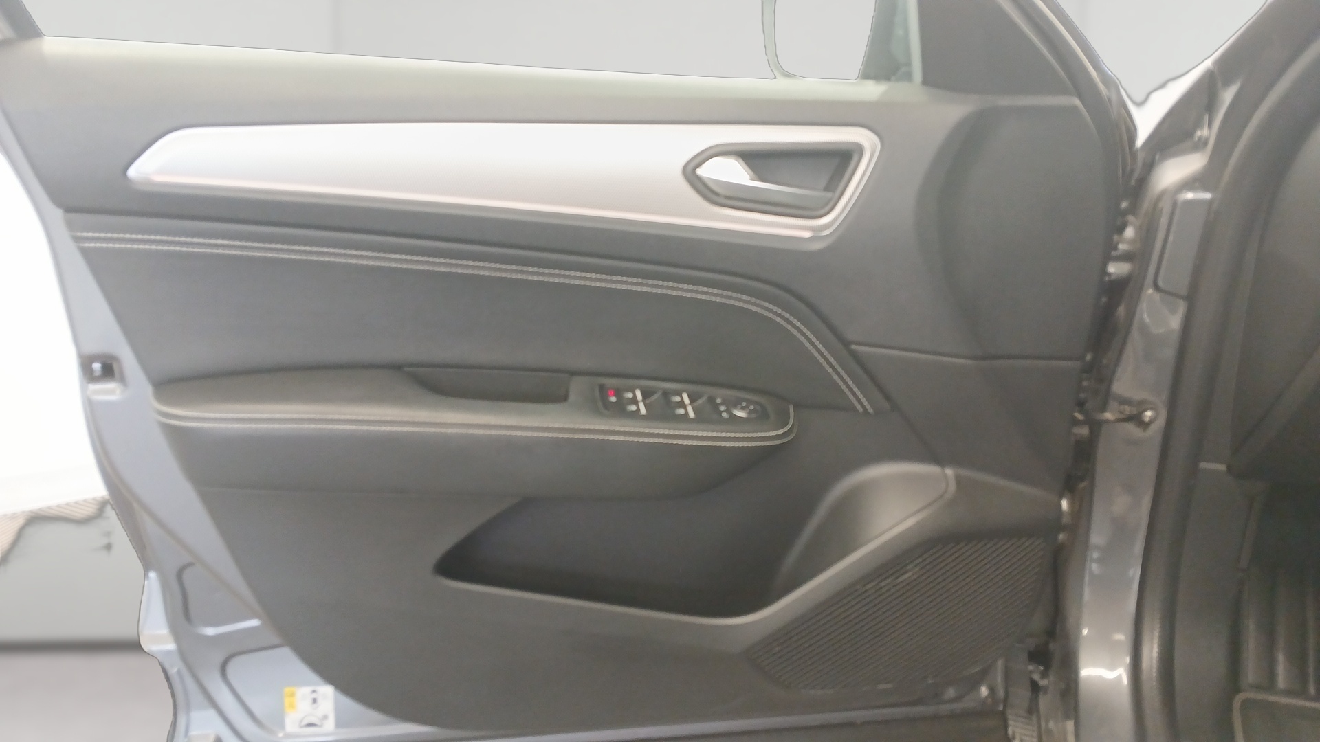 RENAULT ARKANA E-Tech 145 - 21B Intens