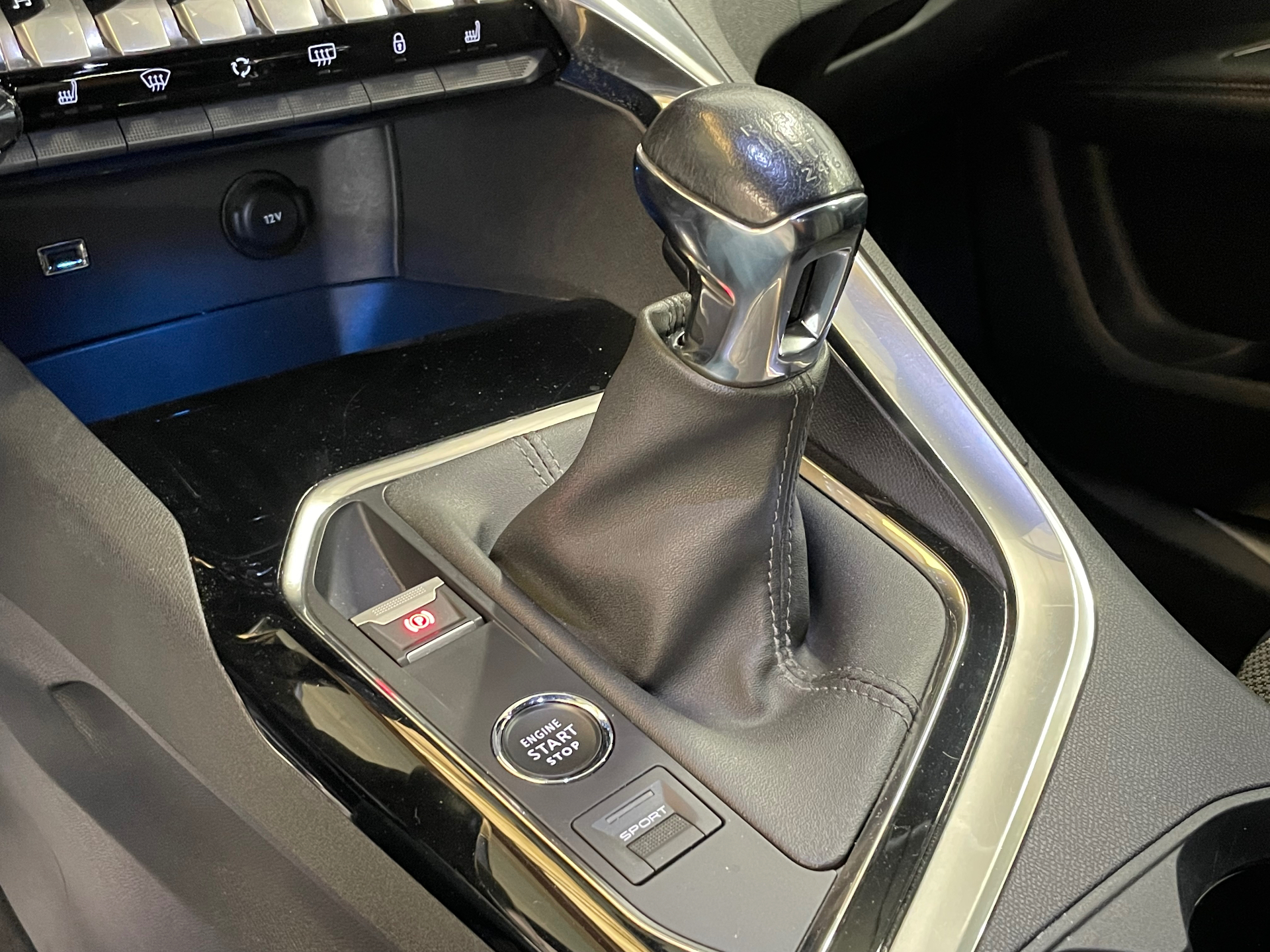 PEUGEOT 3008 PureTech 130ch S&S BVM6 GT