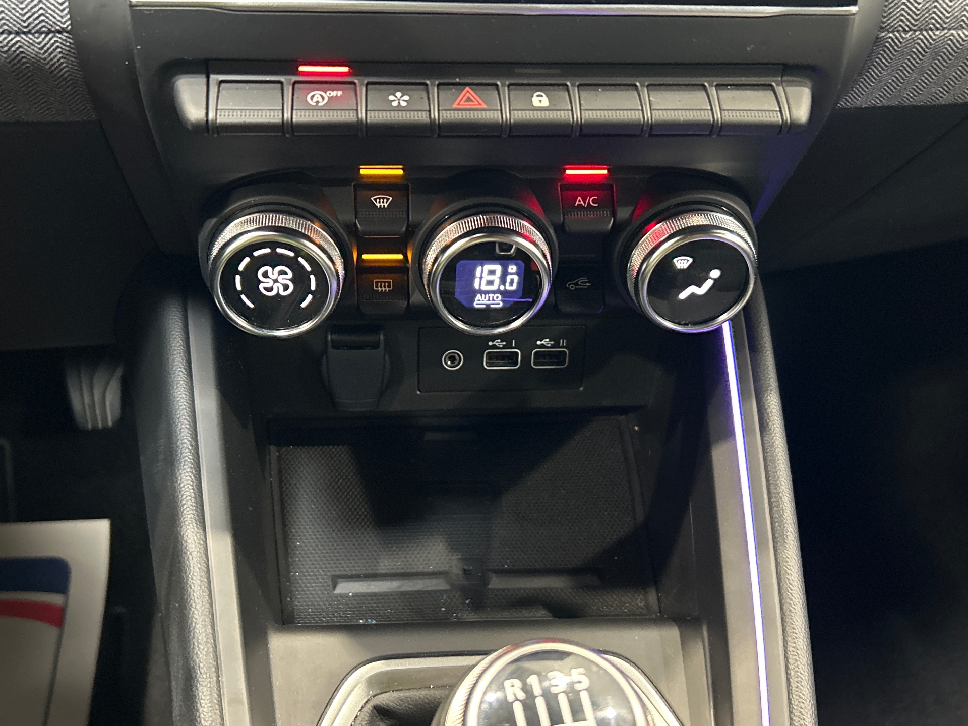 RENAULT CLIO V Techno 90 tce