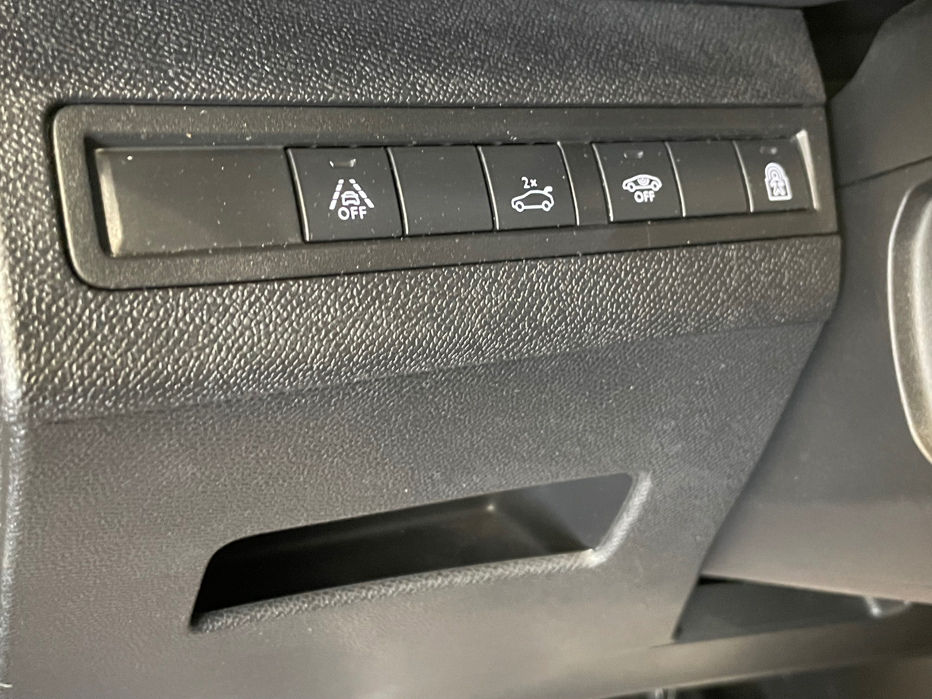 PEUGEOT 3008 PureTech 130ch S&S BVM6 GT