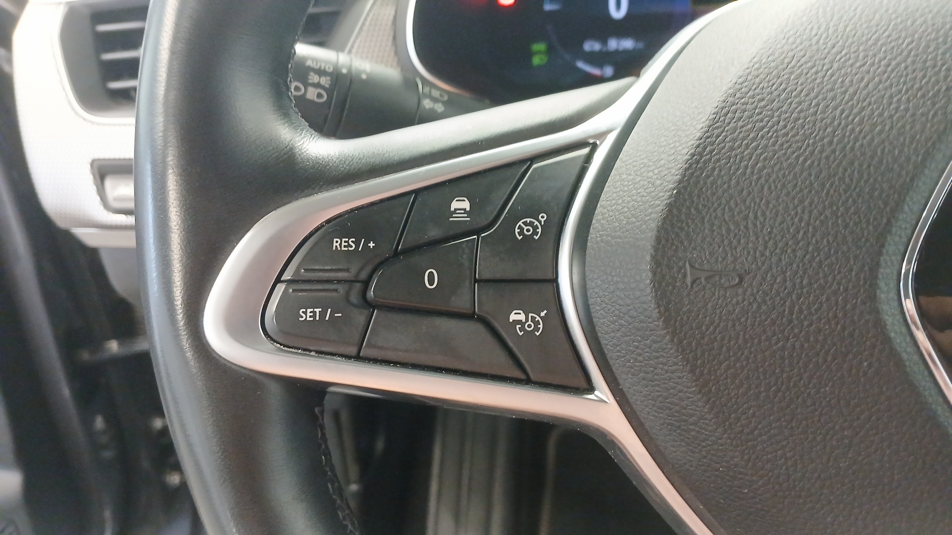 RENAULT ARKANA E-Tech 145 - 21B Intens