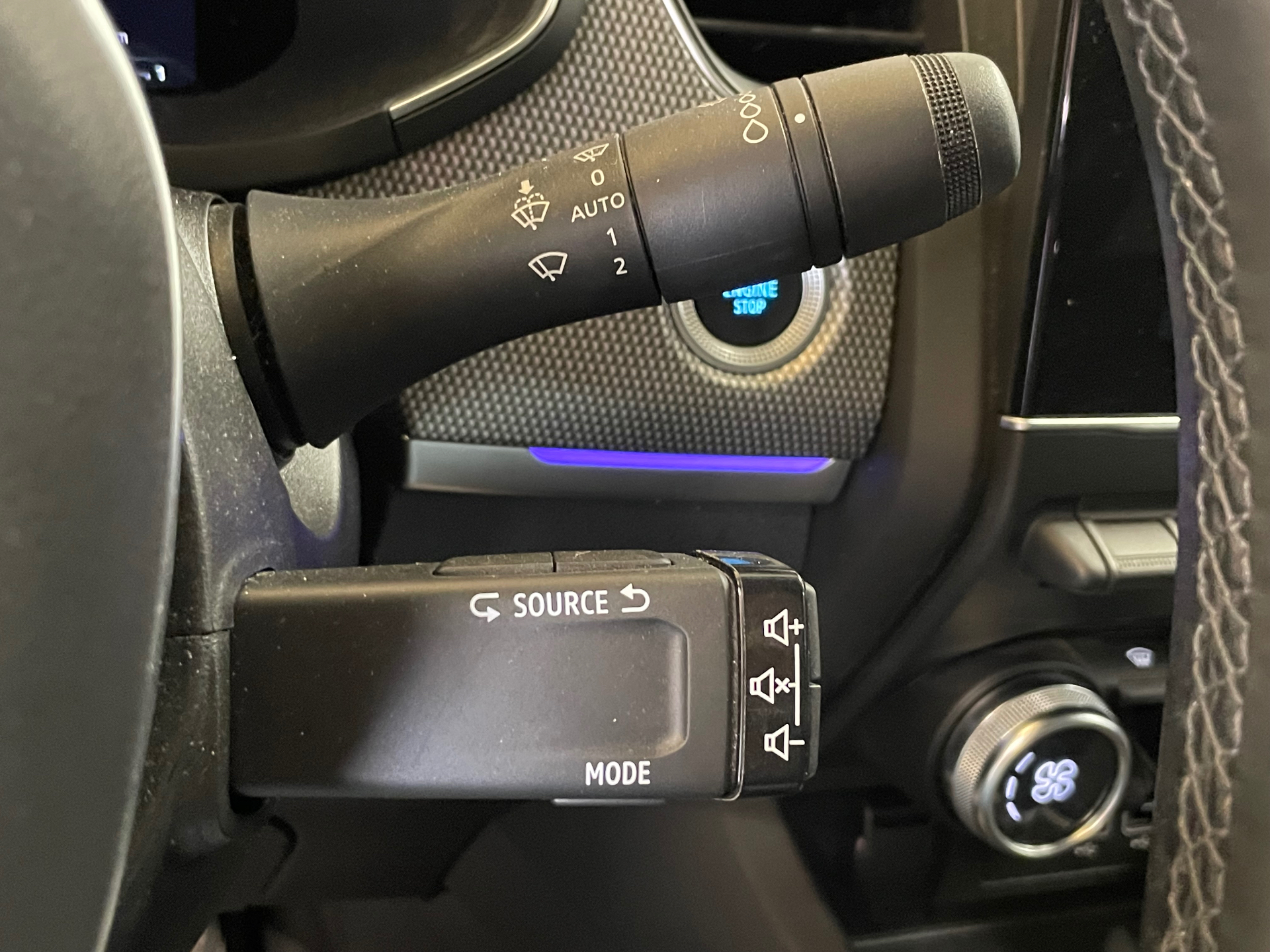 RENAULT ARKANA E-Tech hybride 145 - 22 Techno