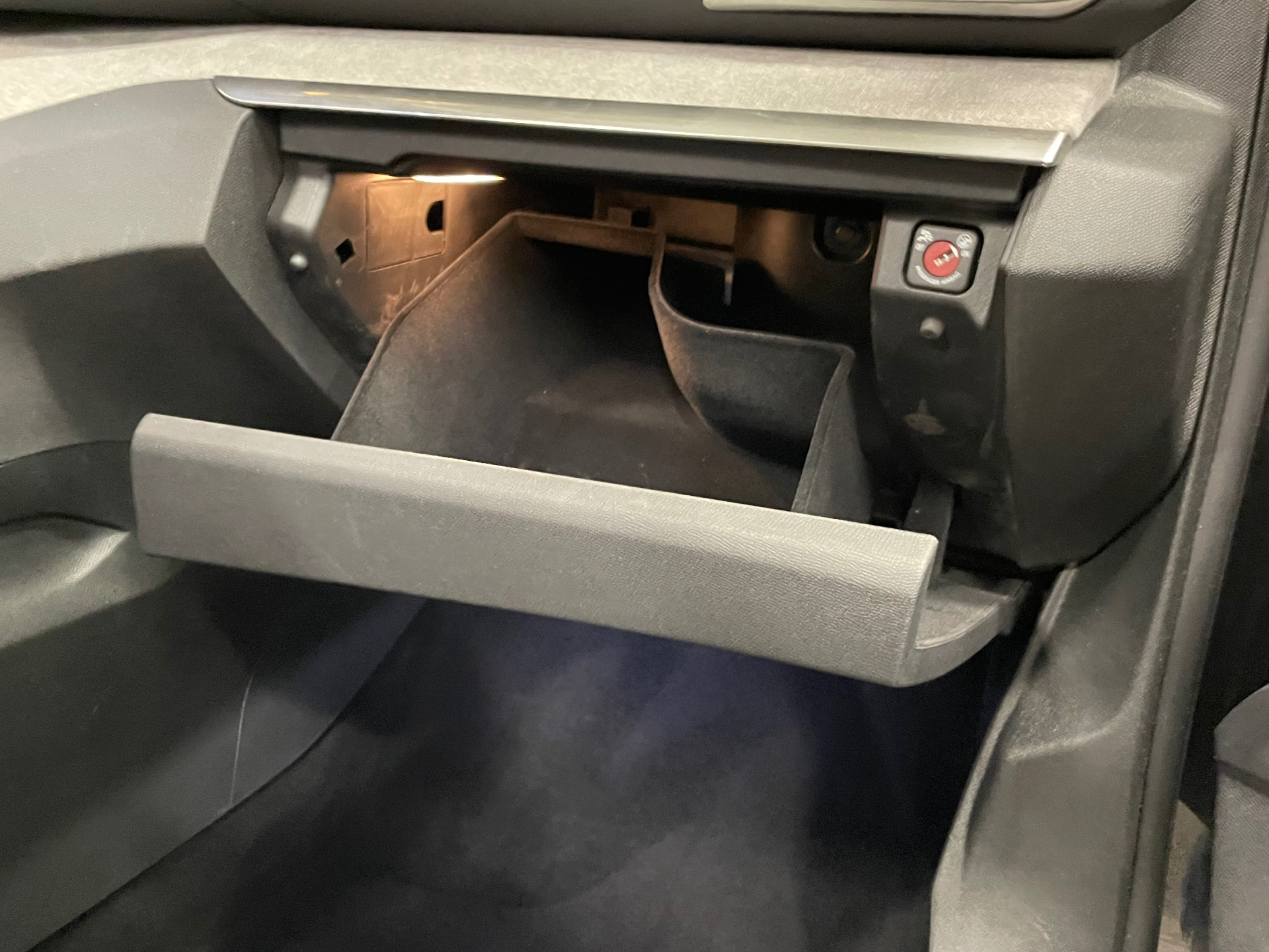 PEUGEOT 3008 PureTech 130ch S&S BVM6 GT