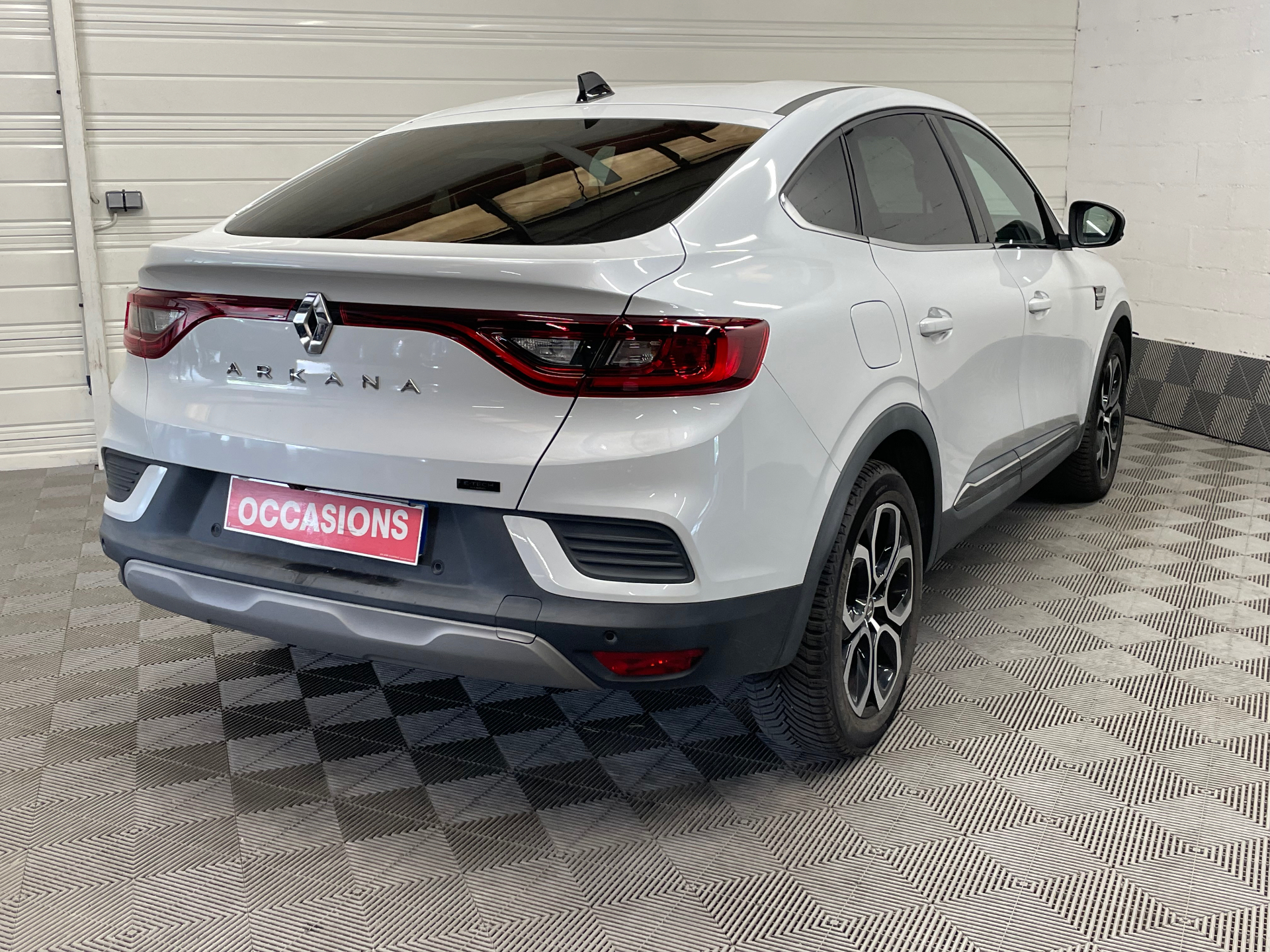 RENAULT ARKANA E-Tech hybride 145 - 22 Techno