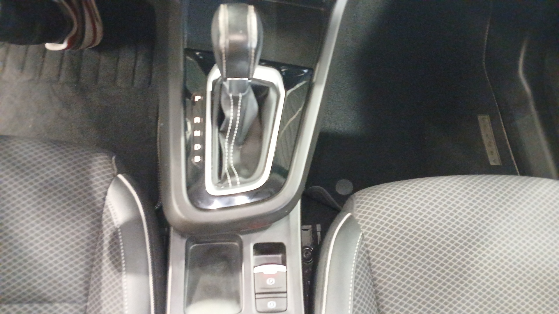 RENAULT ARKANA E-Tech 145 - 21B Intens