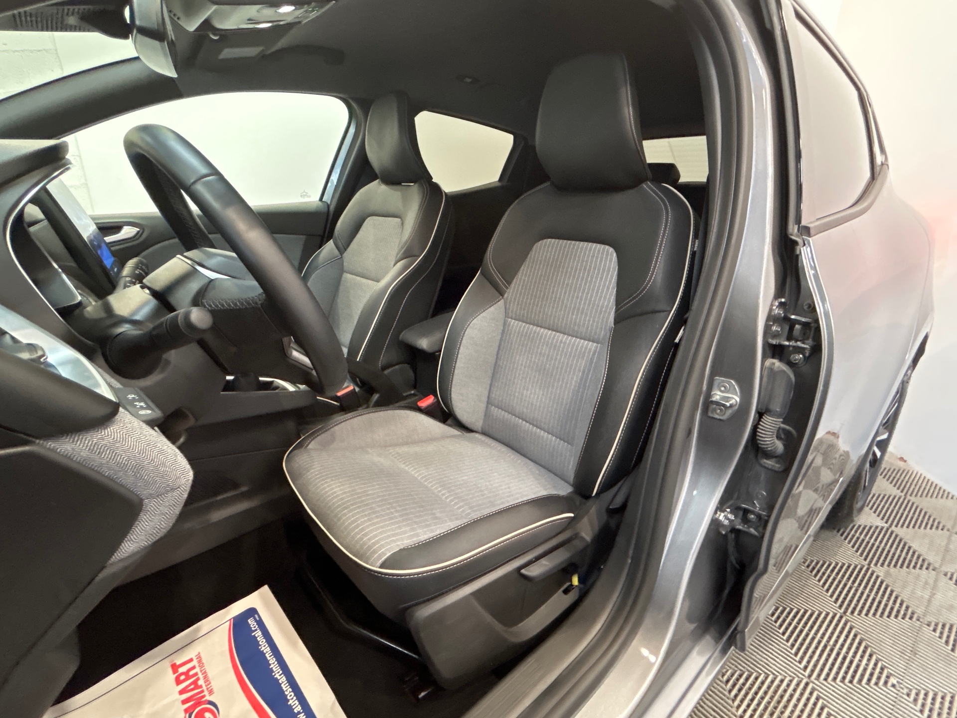 RENAULT CLIO V Techno 90 tce