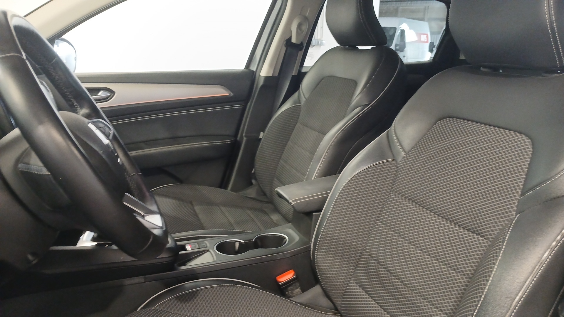 RENAULT ARKANA E-Tech 145 - 21B Intens