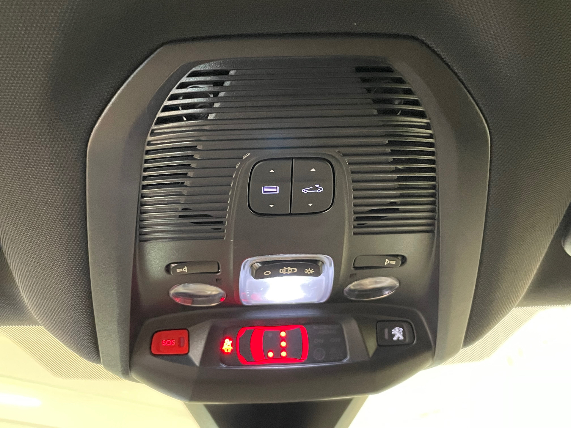 PEUGEOT 3008 PureTech 130ch S&S BVM6 GT