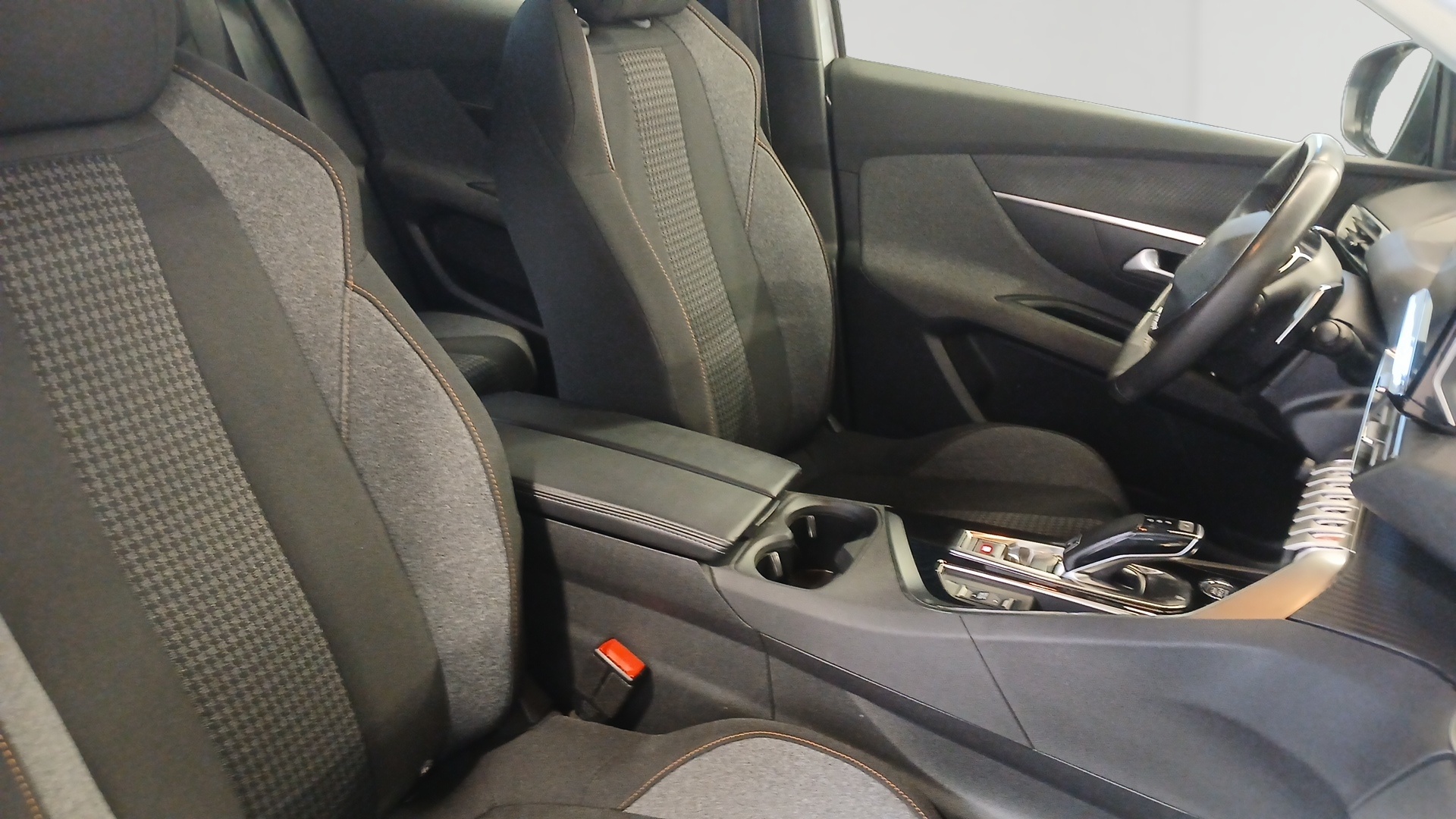 PEUGEOT 3008 BlueHDi 130ch S&S EAT8 Active Pack