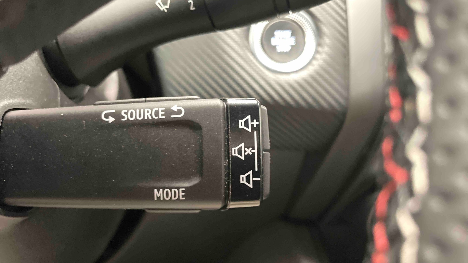 RENAULT CAPTUR mild hybrid 140 R.S. line