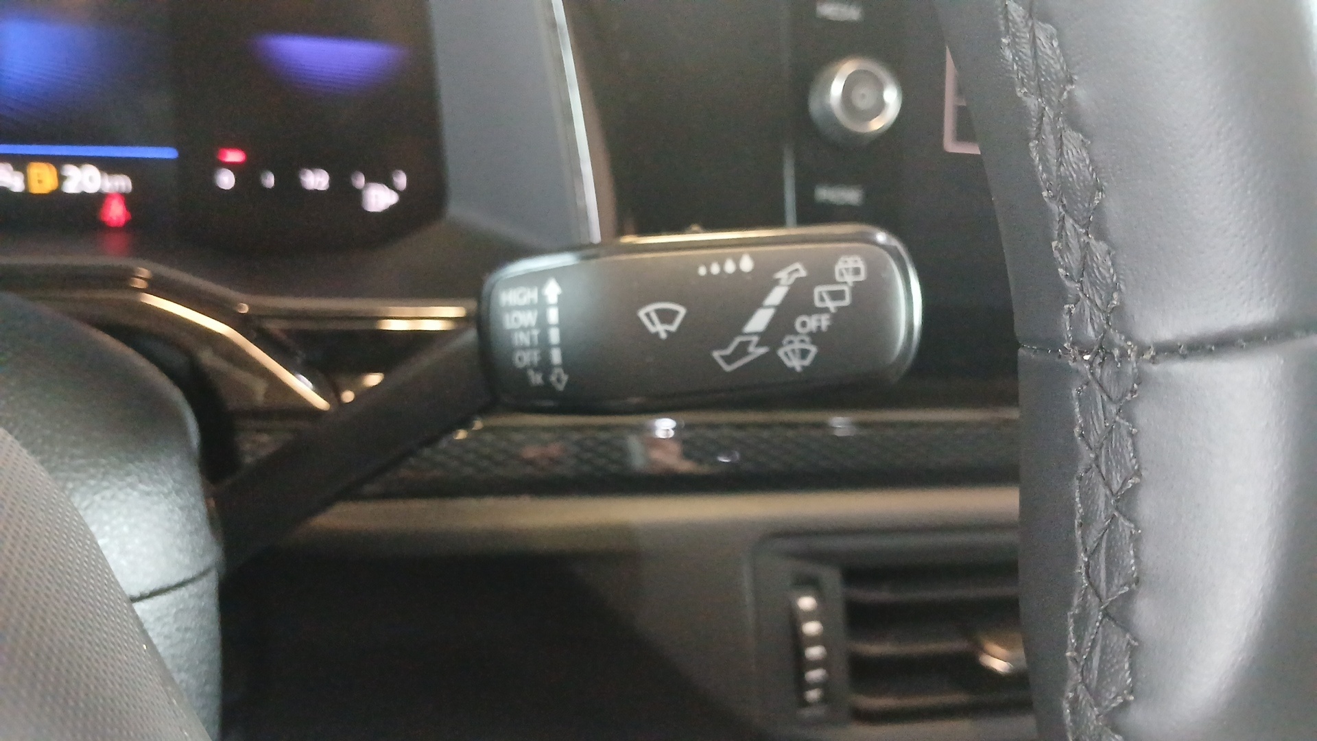 VOLKSWAGEN TAIGO TSI 115 HP LIFE DSG