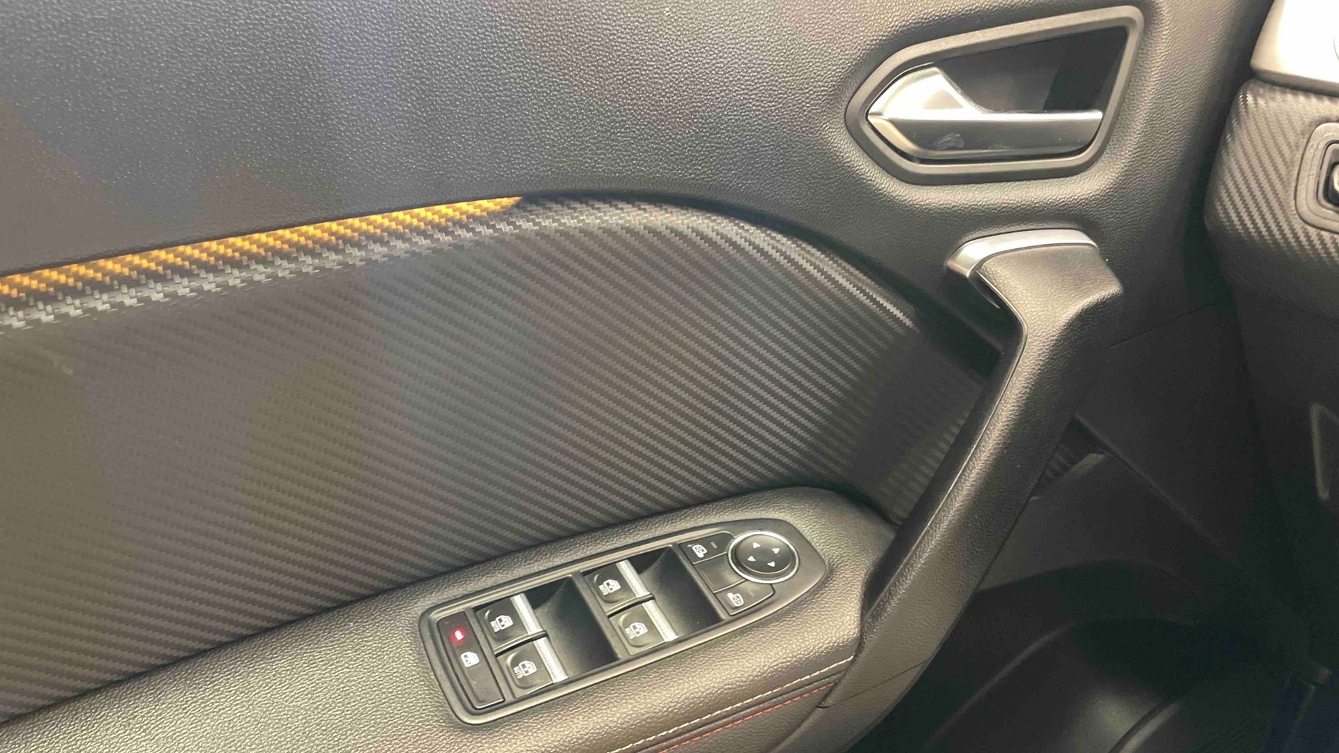 RENAULT CAPTUR mild hybrid 140 R.S. line
