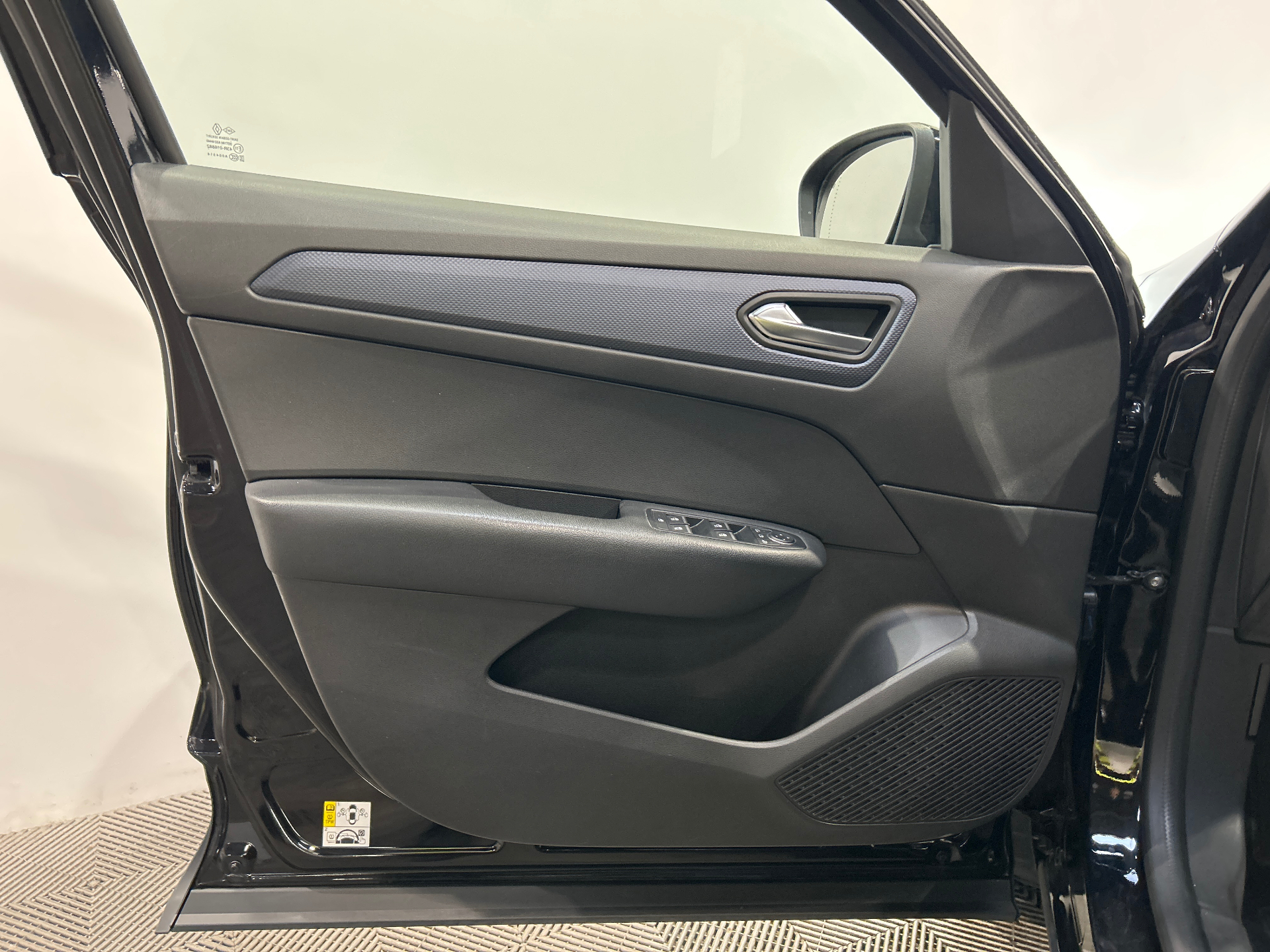 RENAULT ARKANA E-Tech 145 Business