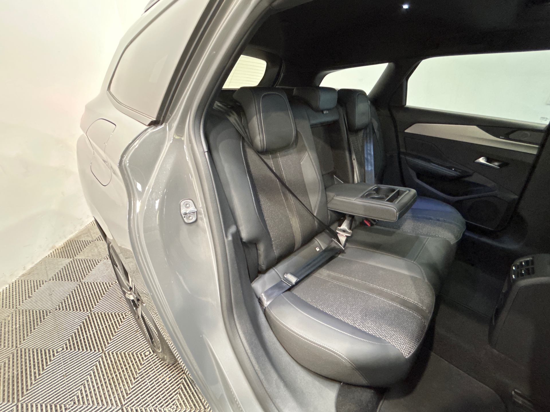 PEUGEOT 308 SW GT Hybrid 145 ch e-DCS6