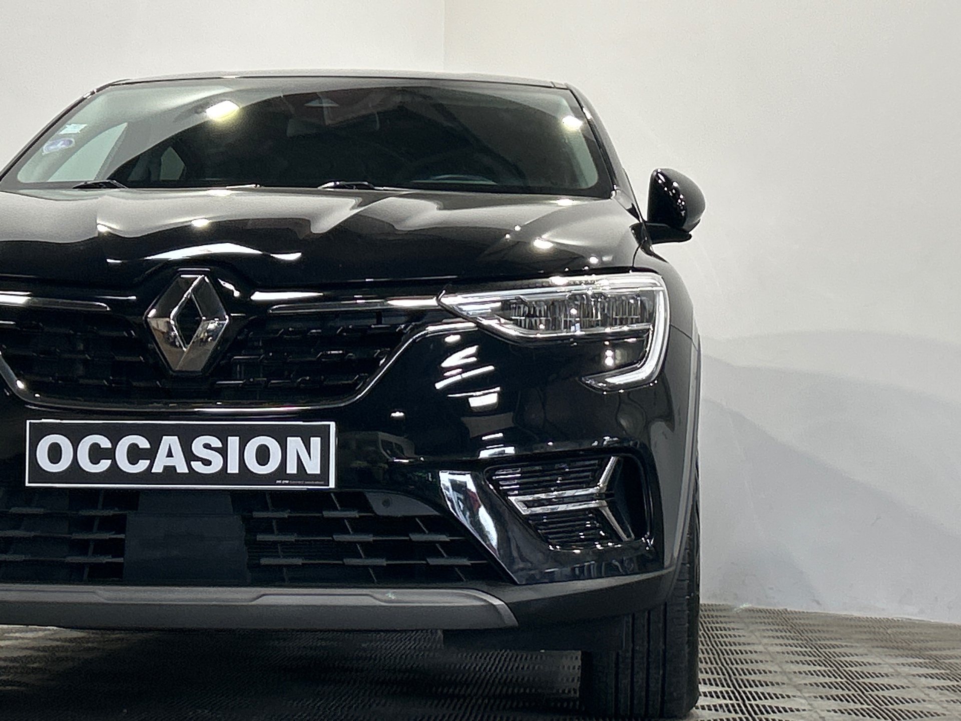 RENAULT ARKANA E-Tech 145 Business