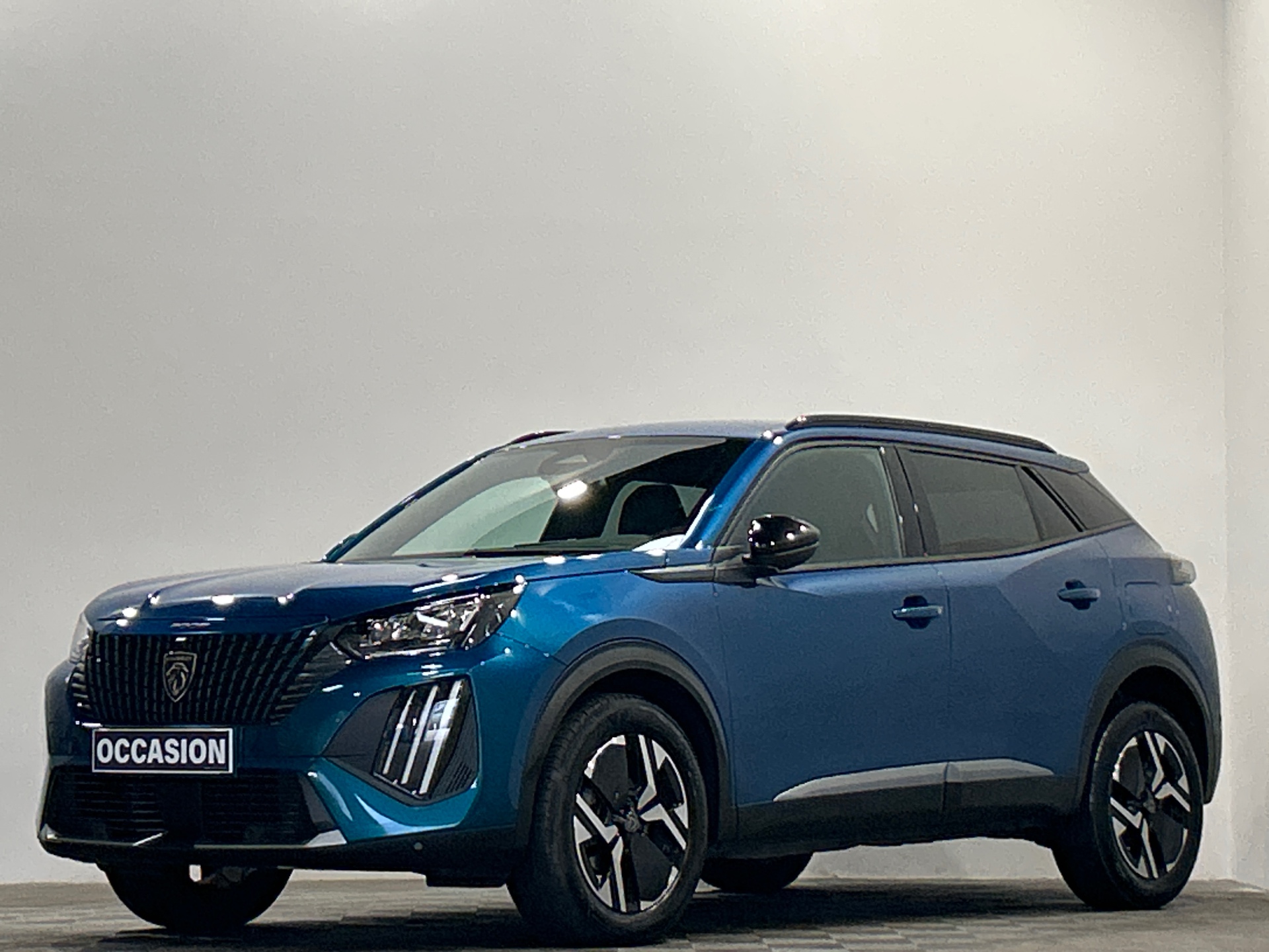 PEUGEOT 2008 Allure 100 ch BVM6