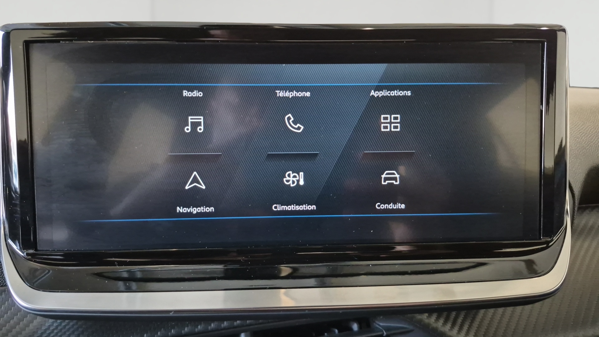 PEUGEOT 2008 Style Hybrid 145 ch e-DCS6