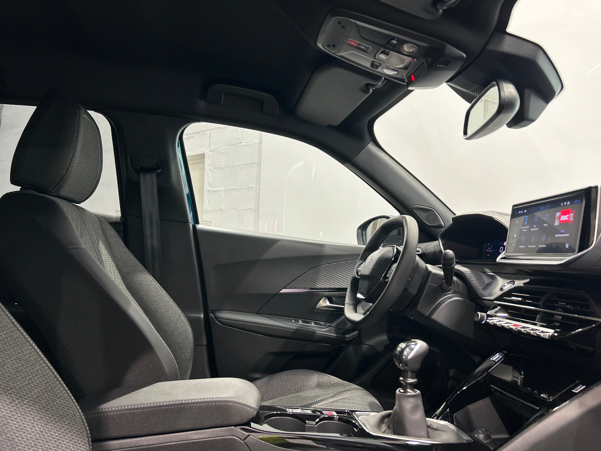 PEUGEOT 2008 Allure 100 ch BVM6