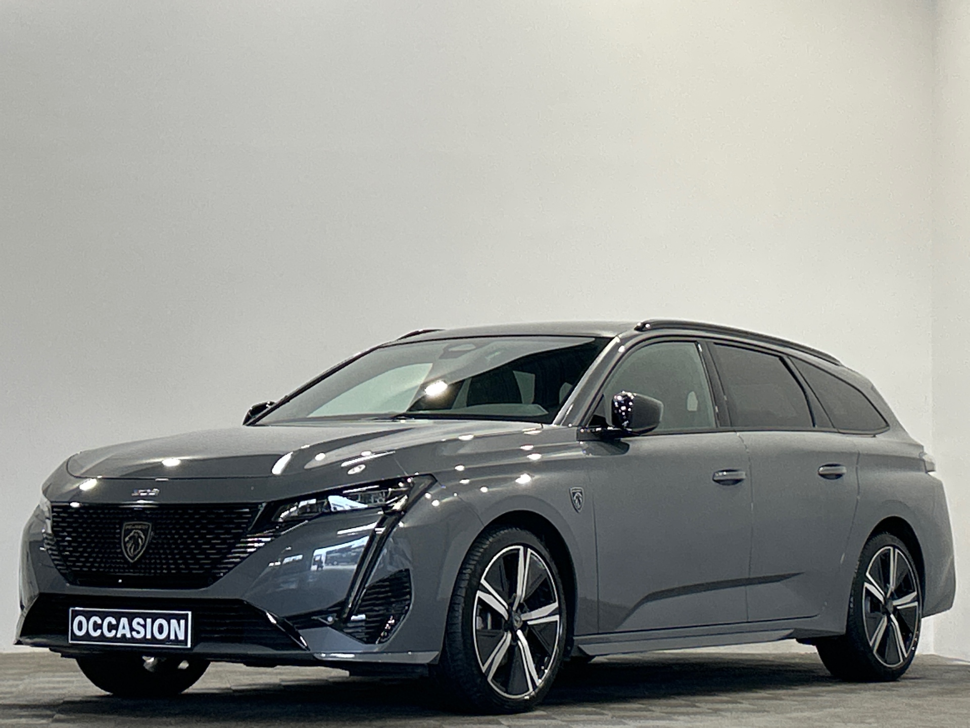 PEUGEOT 308 SW GT Hybrid 145 ch e-DCS6