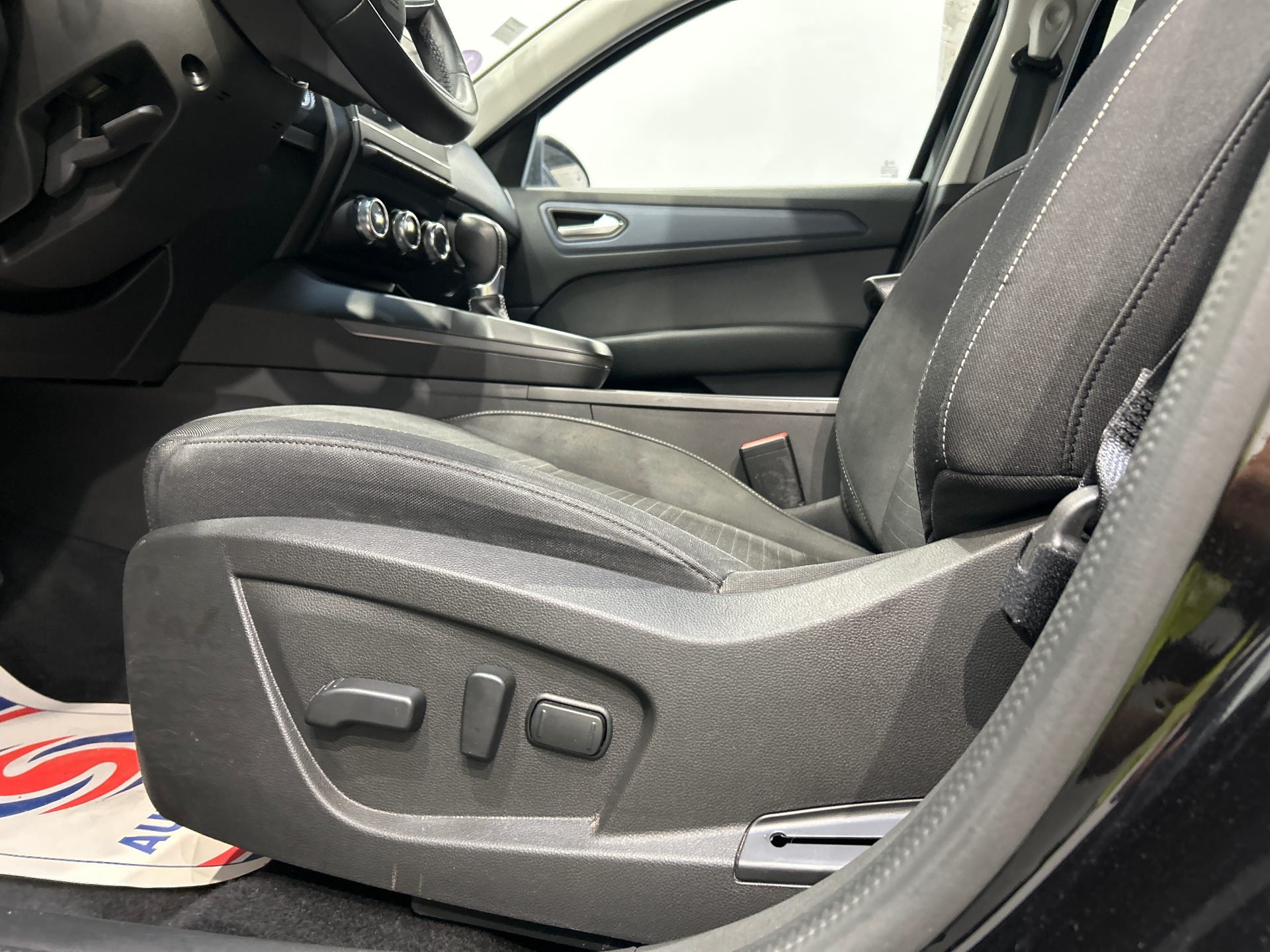 RENAULT ARKANA E-Tech 145 Business