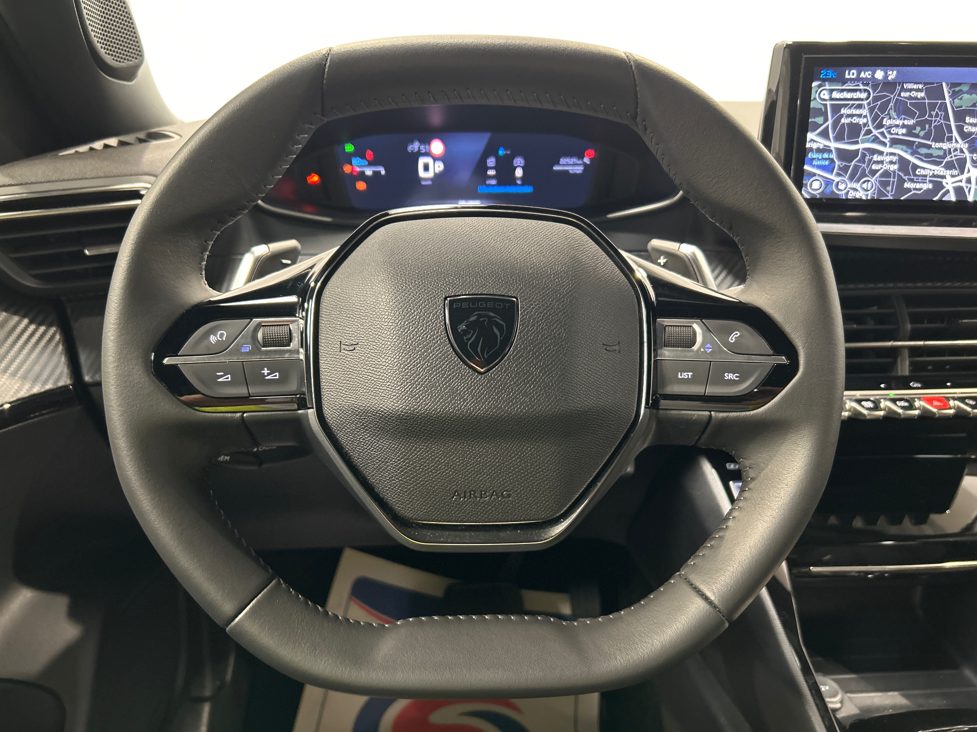 PEUGEOT 2008 Allure Hybrid 145 ch e-DCS6