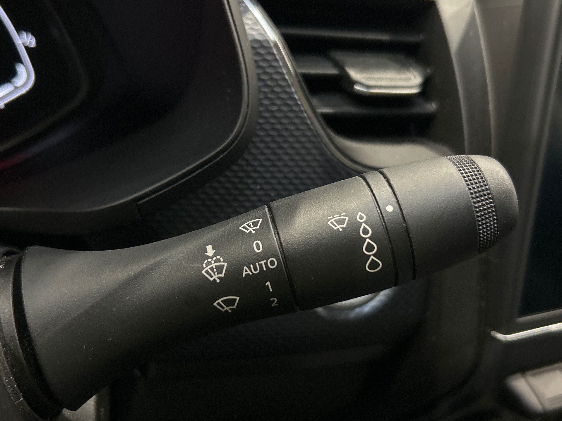 RENAULT ARKANA E-Tech 145 Business