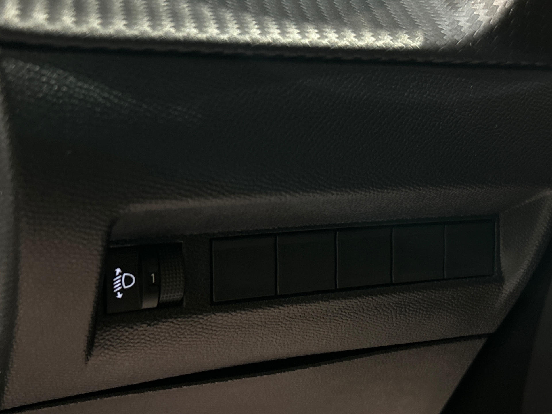 PEUGEOT 2008 Allure 100 ch BVM6