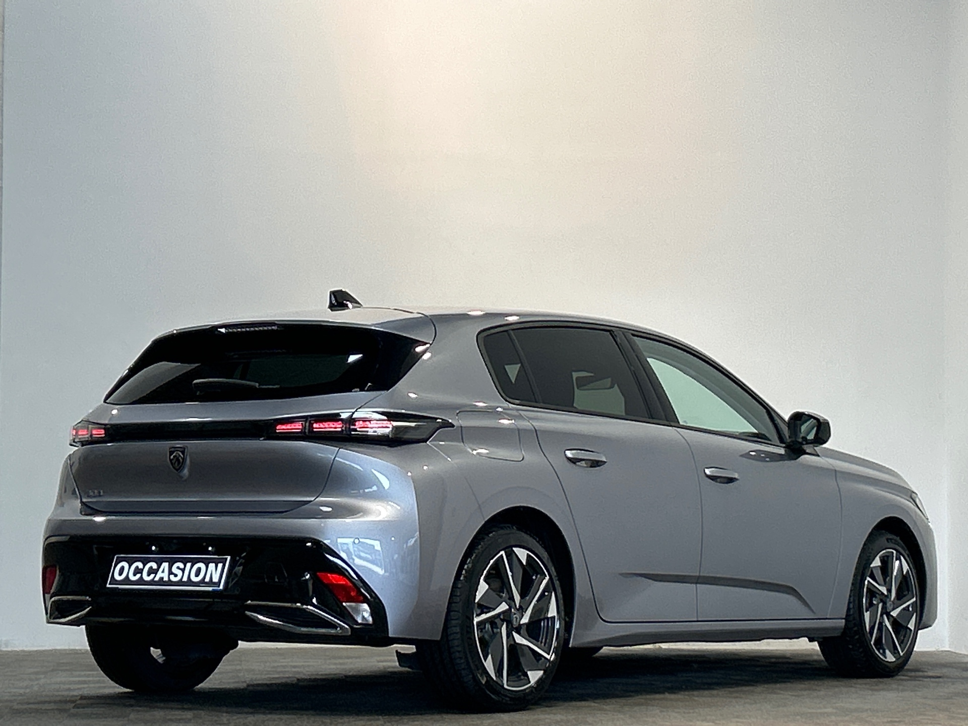 PEUGEOT 308 Berline Allure Hybrid 145 ch e-DCS6