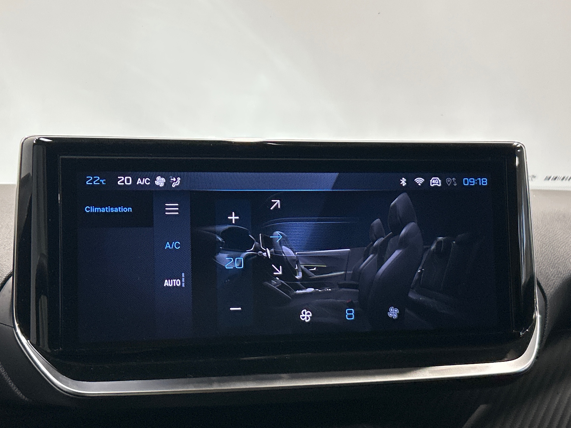 PEUGEOT 2008 Allure 100 ch BVM6