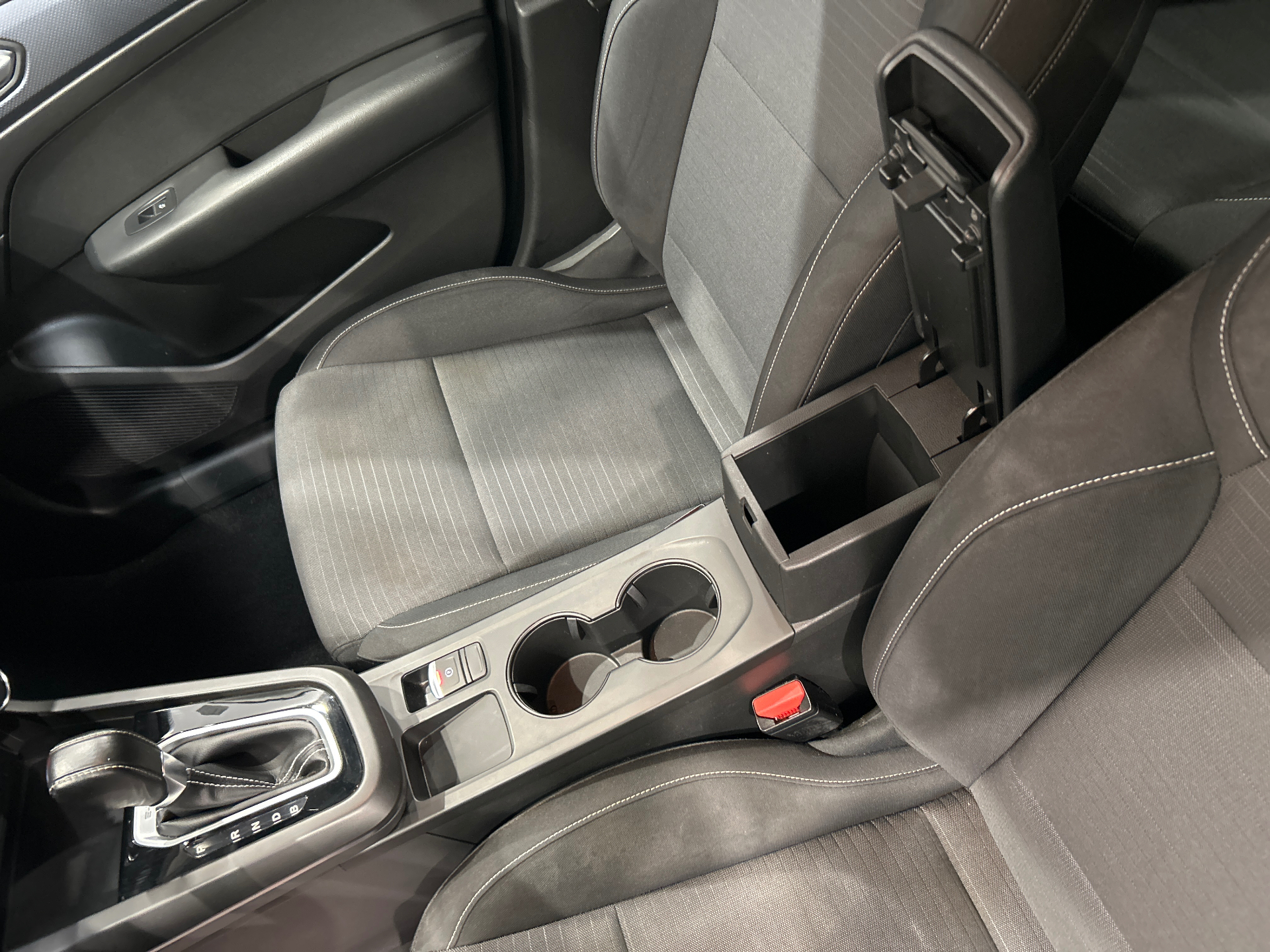 RENAULT ARKANA E-Tech 145 Business