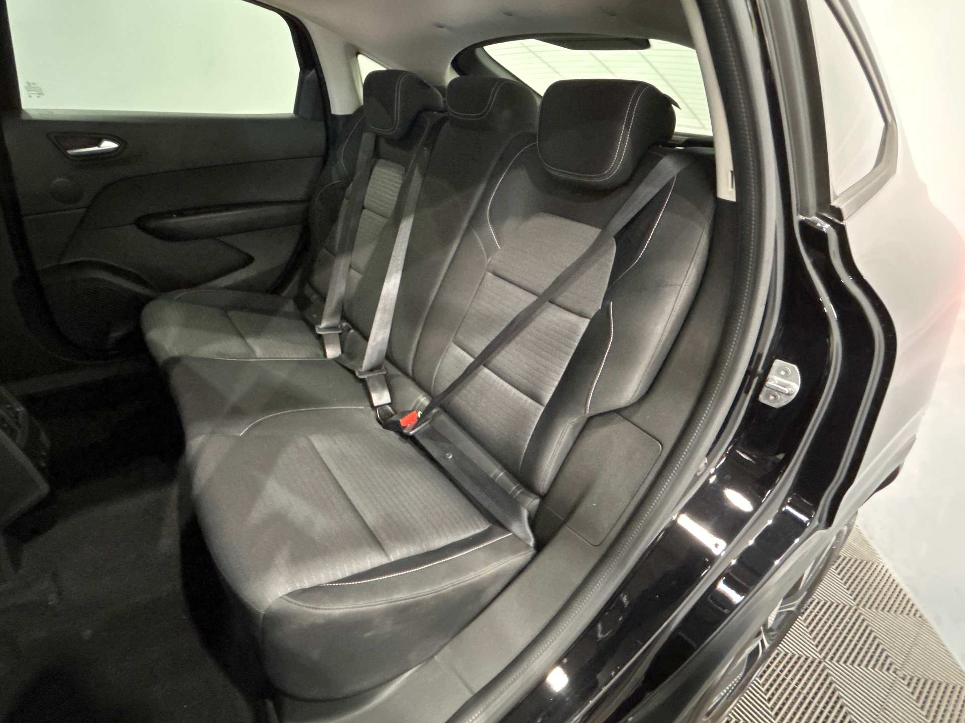 RENAULT ARKANA E-Tech 145 Business