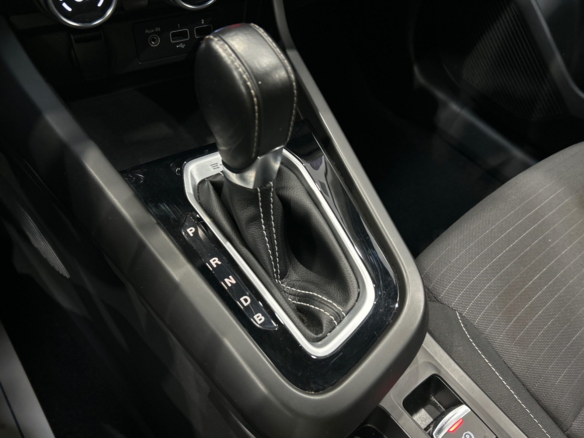 RENAULT ARKANA E-Tech 145 Business