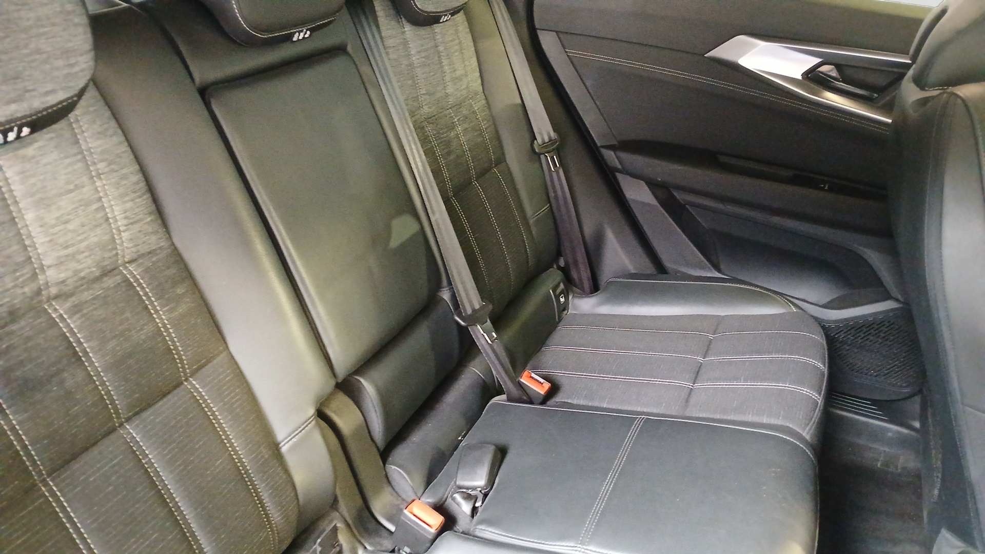 RENAULT AUSTRAL E-Tech hybrid 200 Techno