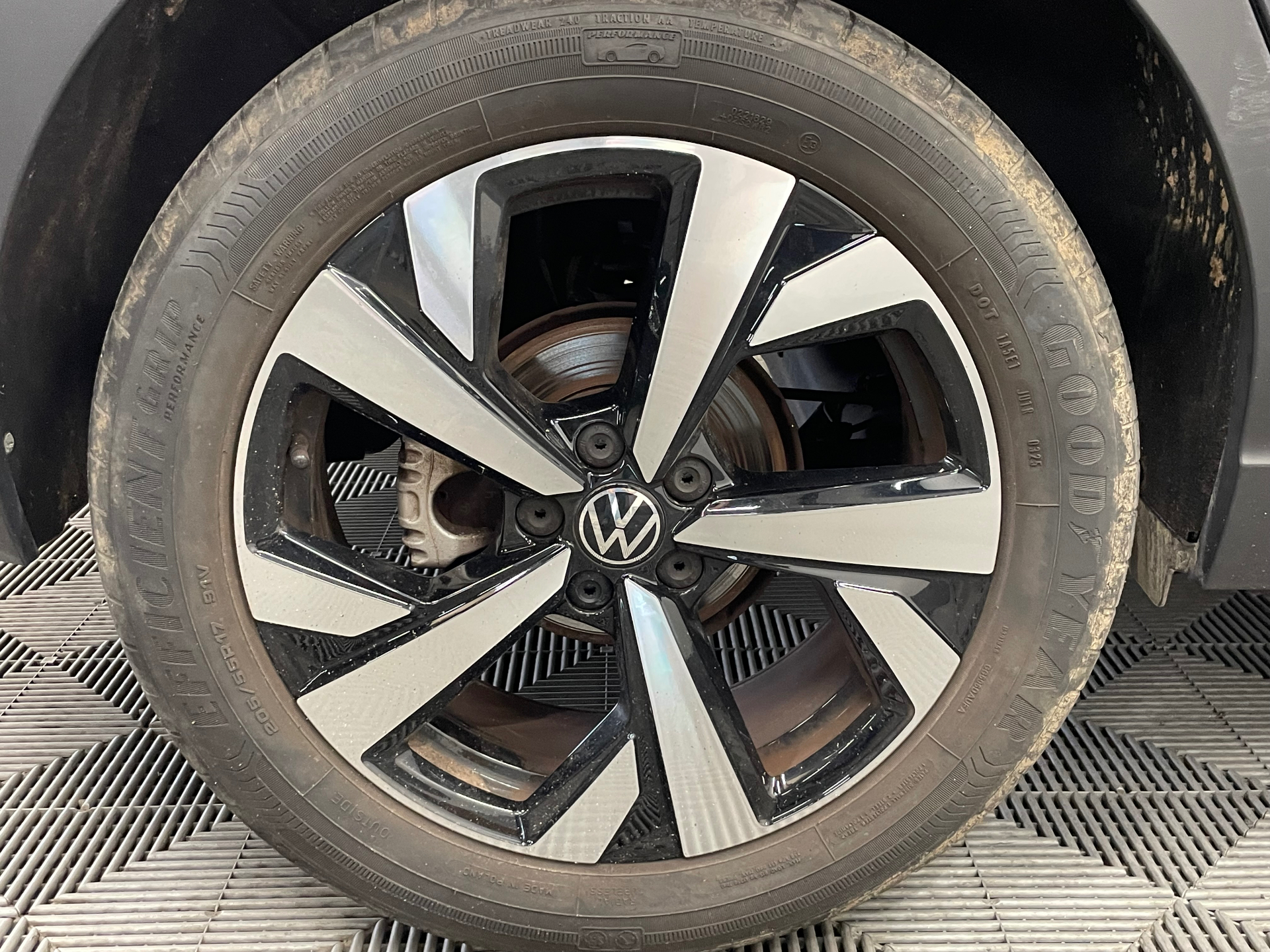 VOLKSWAGEN TAIGO 1.0 TSI 116 DSG7 VW Edition