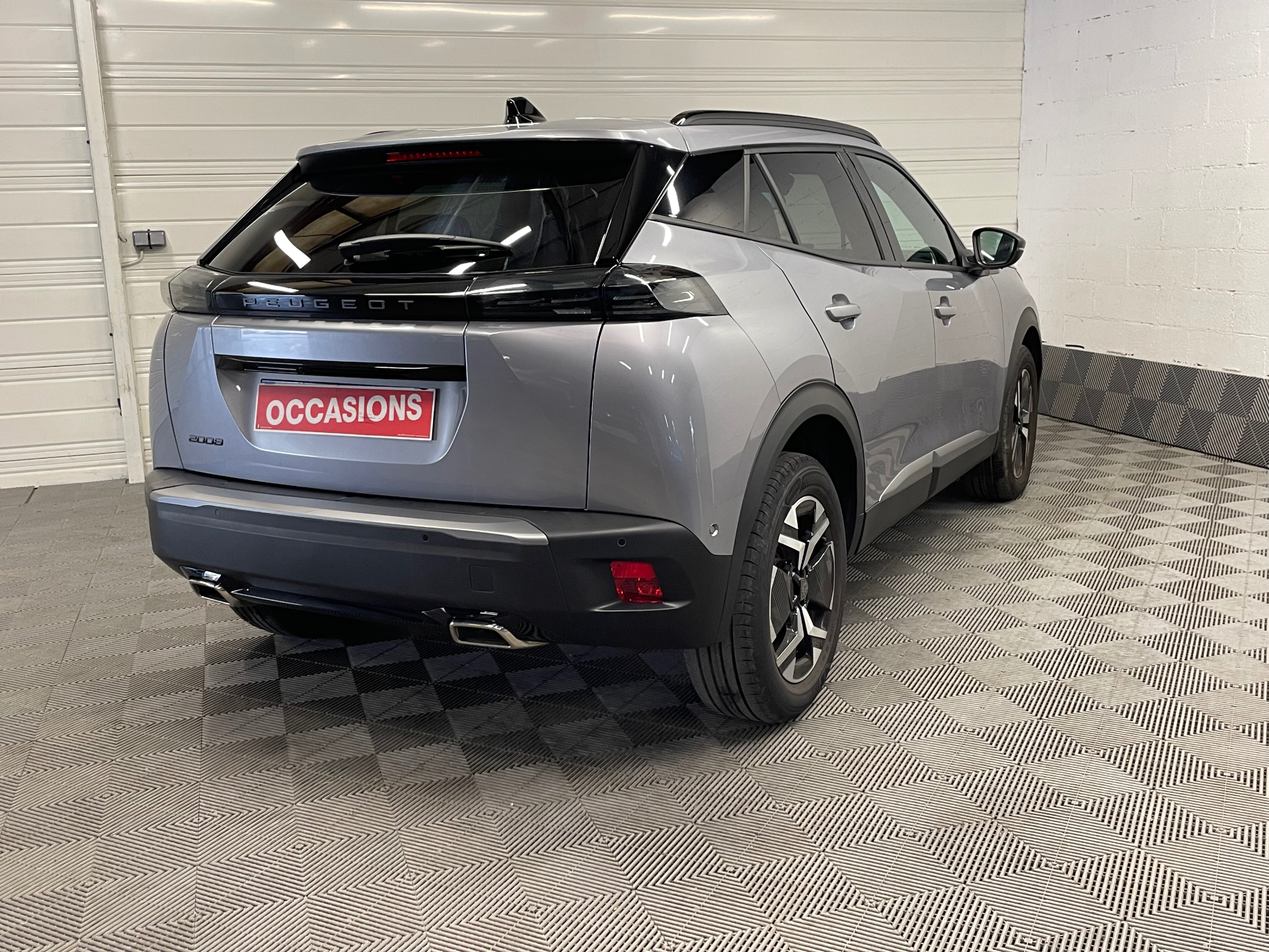 PEUGEOT 2008 130 S&S EAT8 Allure