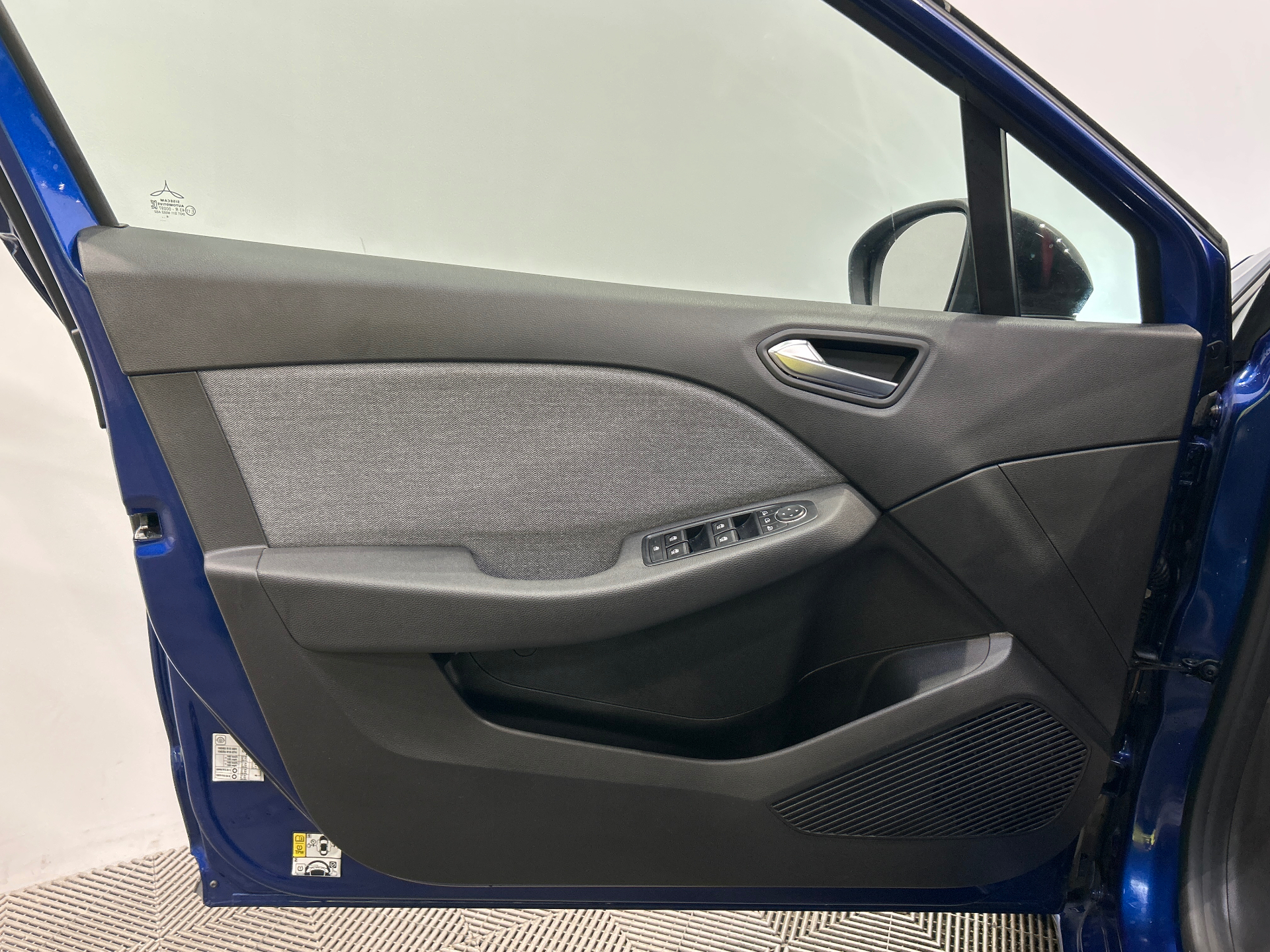 RENAULT CLIO V Techno 90 tce