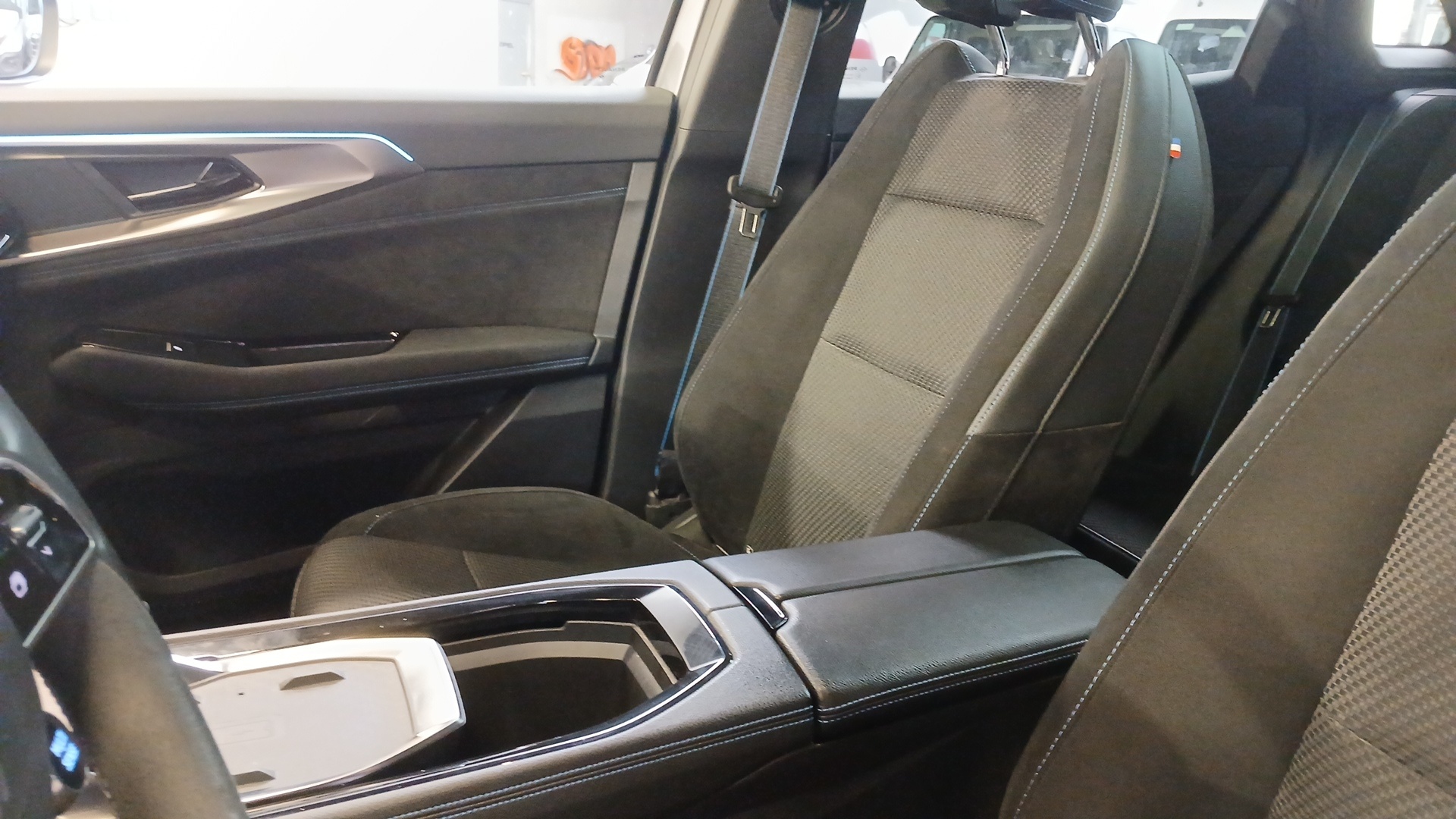 RENAULT AUSTRAL E-Tech full hybrid 200 GSR2 Iconic esprit Alpine
