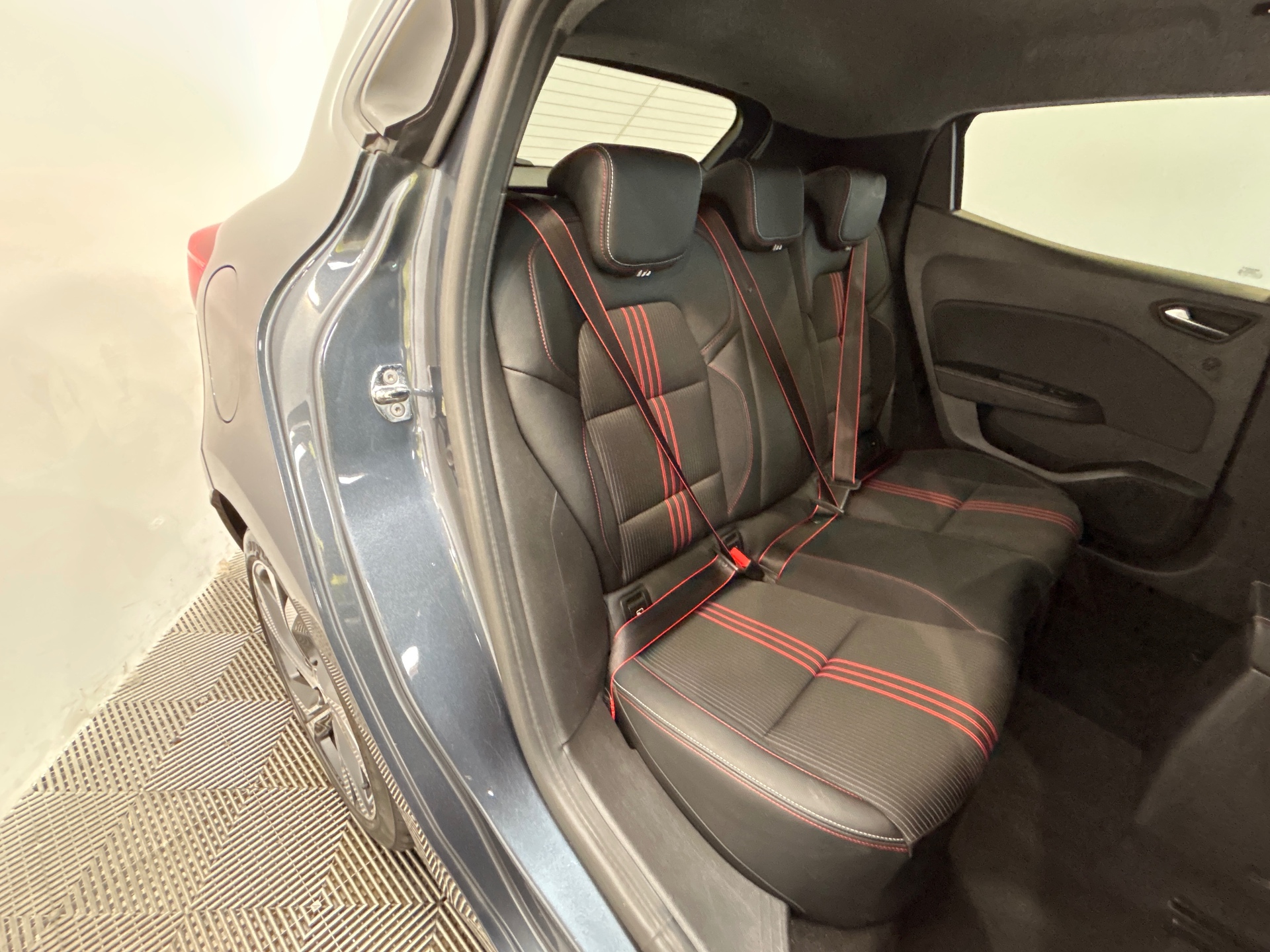 RENAULT CLIO V R.S. Line TCe 140