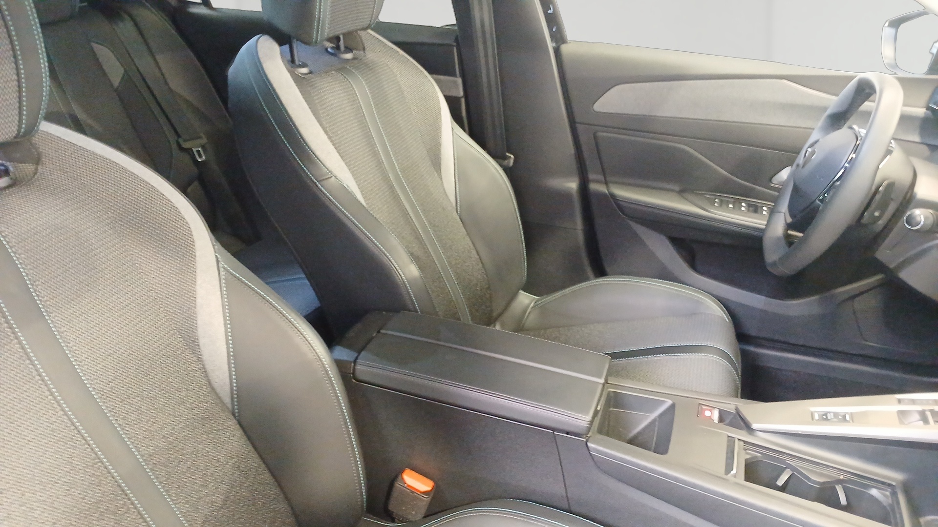 PEUGEOT 308 Allure BlueHDI 130 ch S&S EAT8