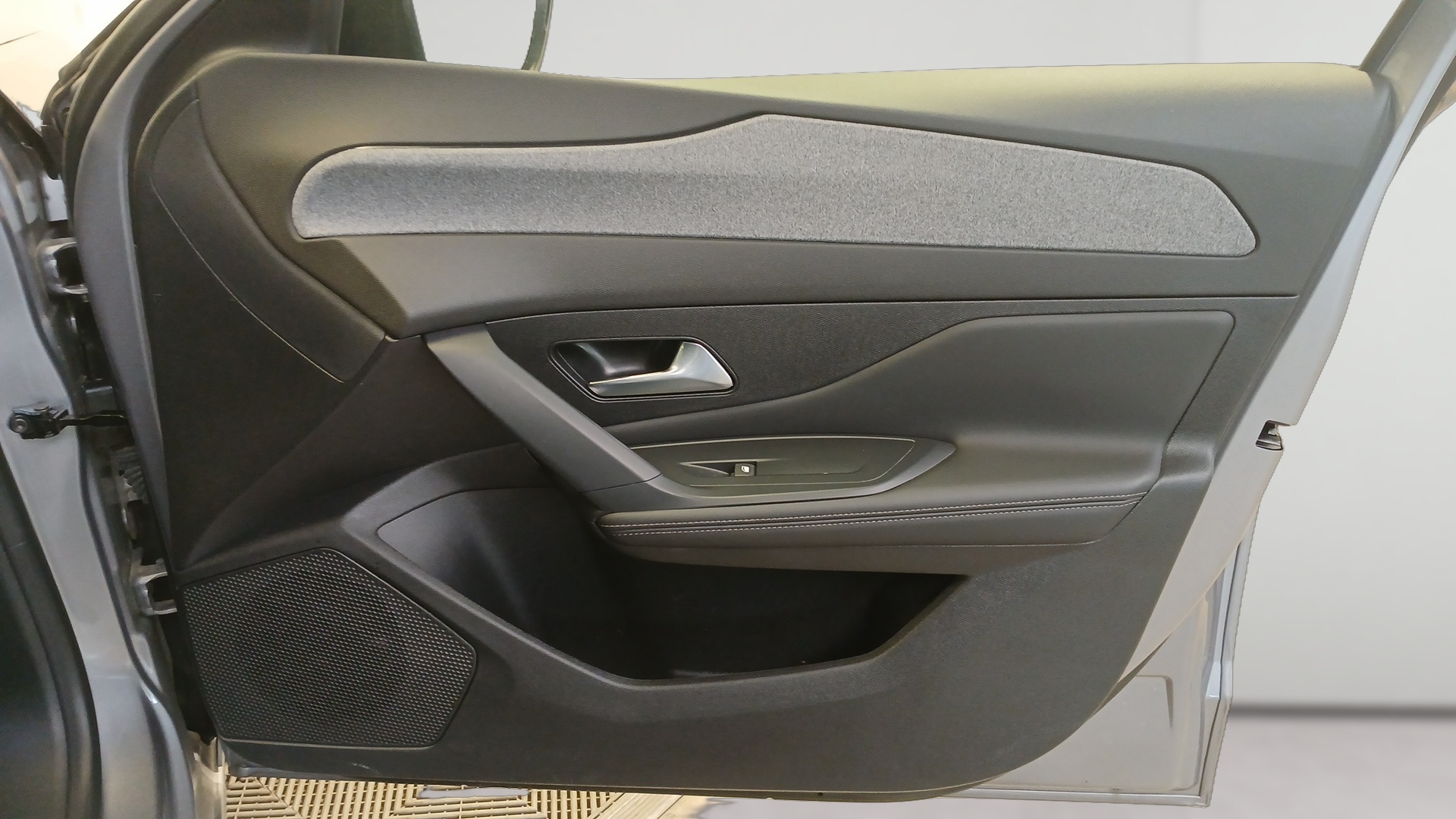 PEUGEOT 308 Allure BlueHDI 130 ch S&S EAT8