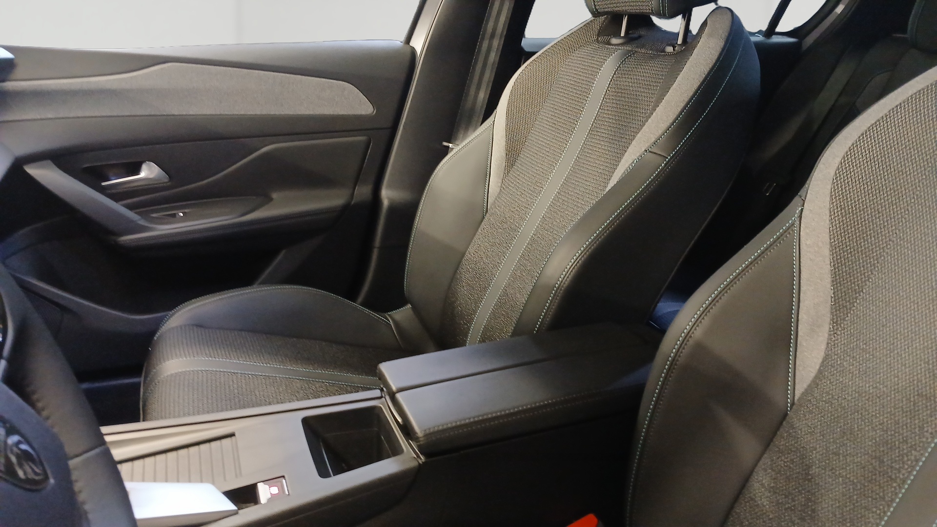 PEUGEOT 308 Allure BlueHDI 130 ch S&S EAT8