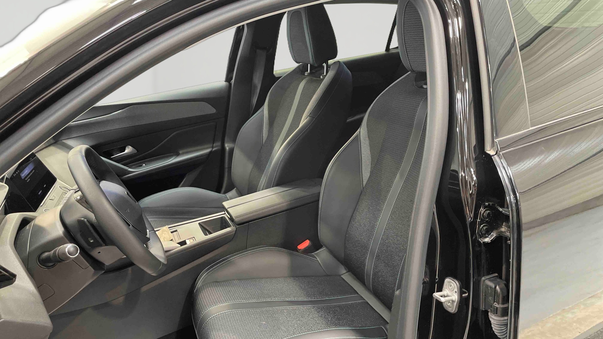 PEUGEOT 308 BlueHDi 130ch S&S EAT8 Allure