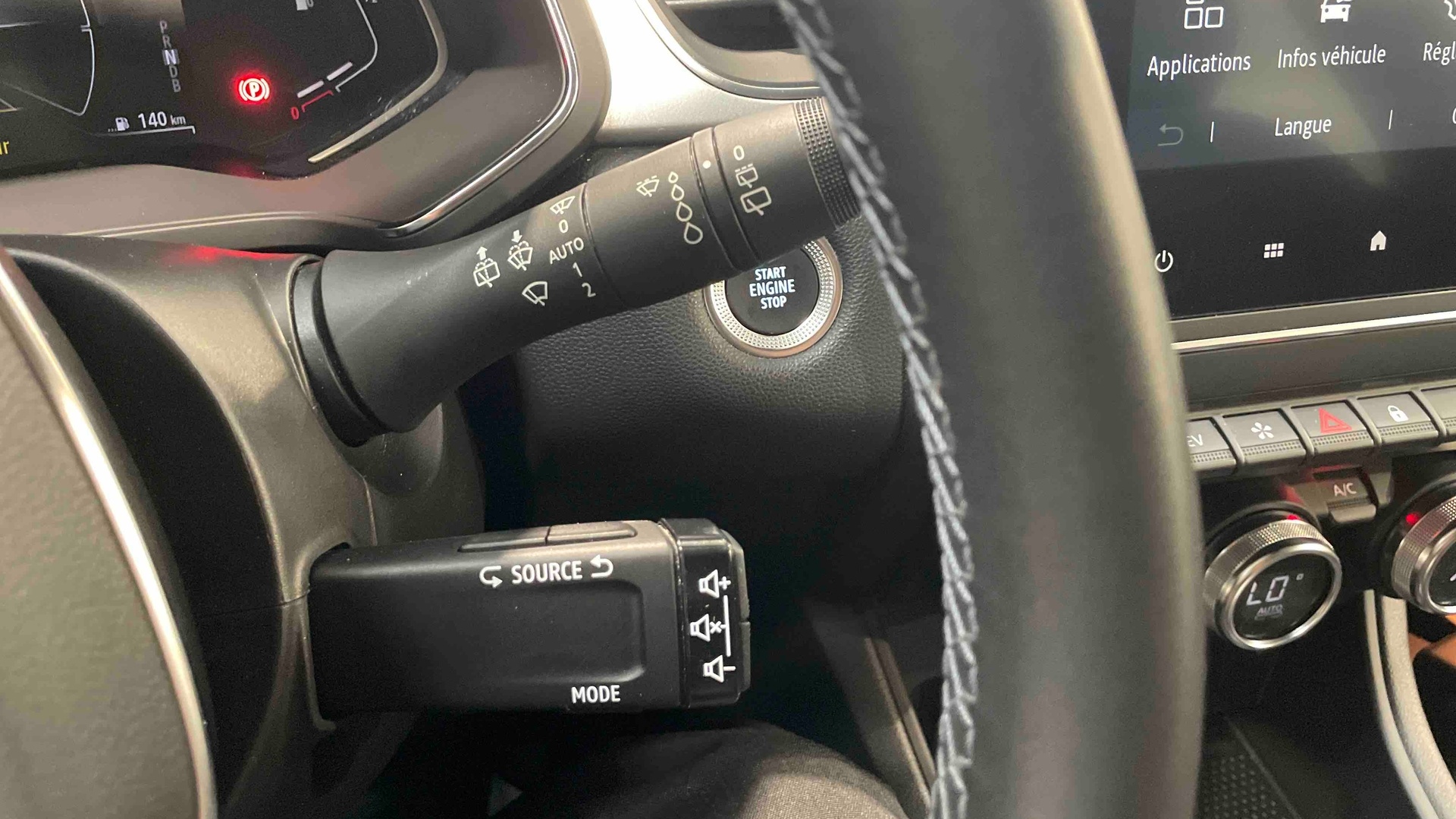 RENAULT CAPTUR E-Tech full hybrid 145 Techno