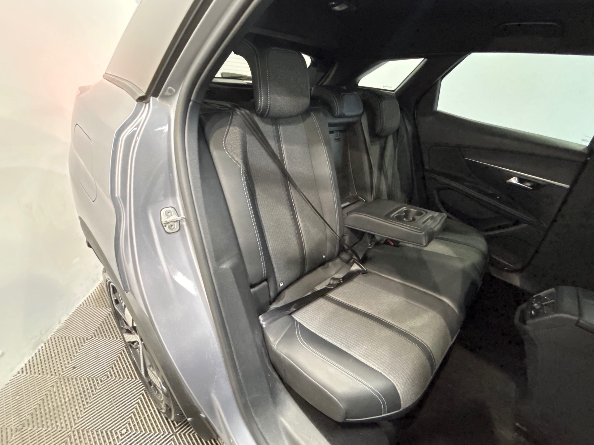PEUGEOT 3008 BlueHDi 130ch S&S EAT8 Allure Pack