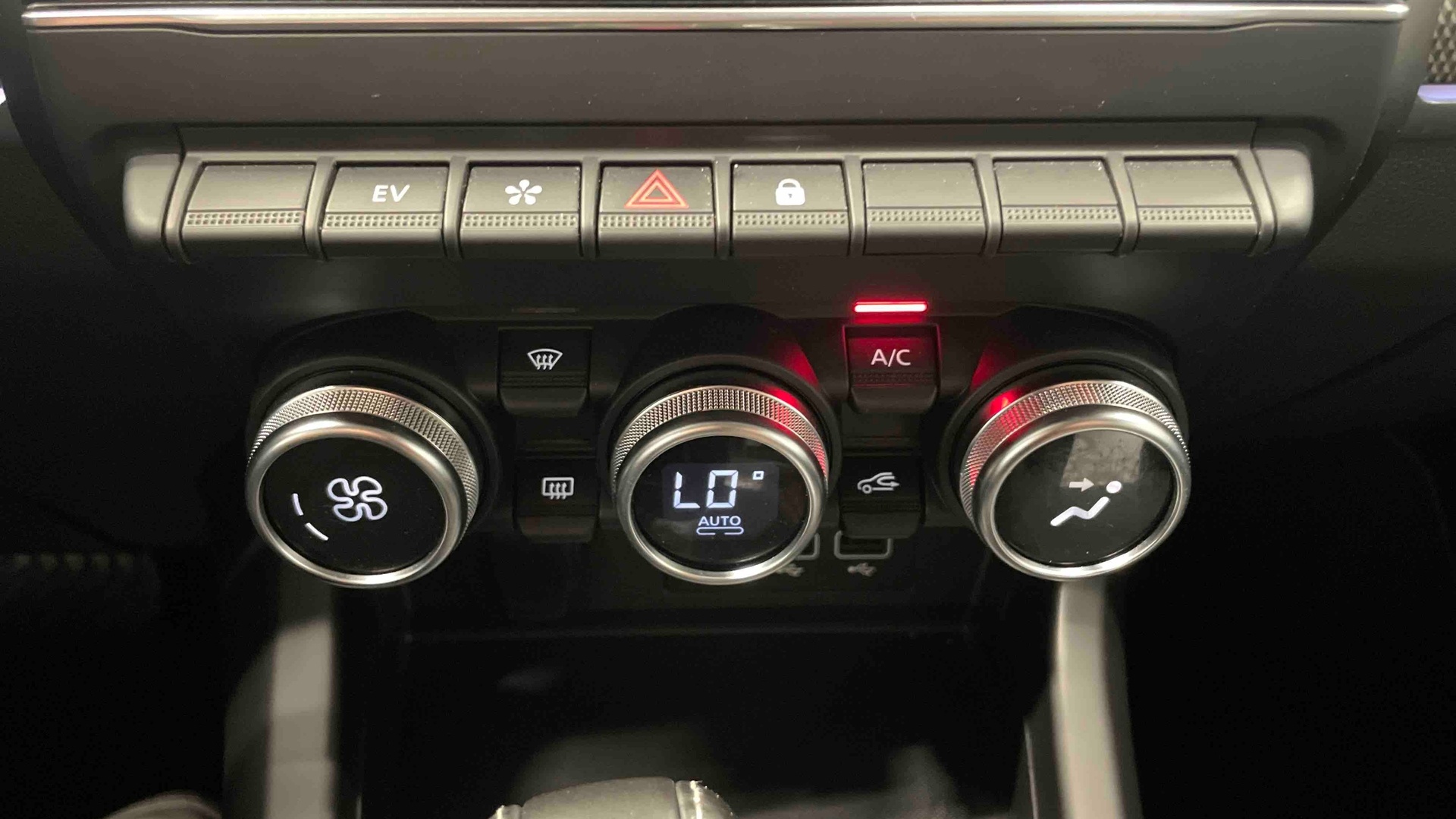 RENAULT ARKANA E-Tech 145 - 21B Intens
