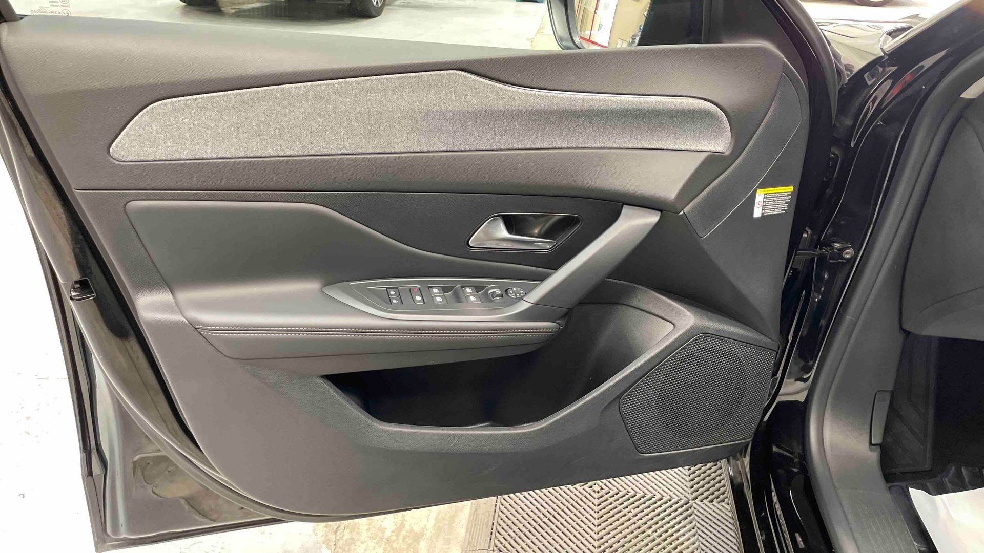 PEUGEOT 308 BlueHDi 130ch S&S EAT8 Allure