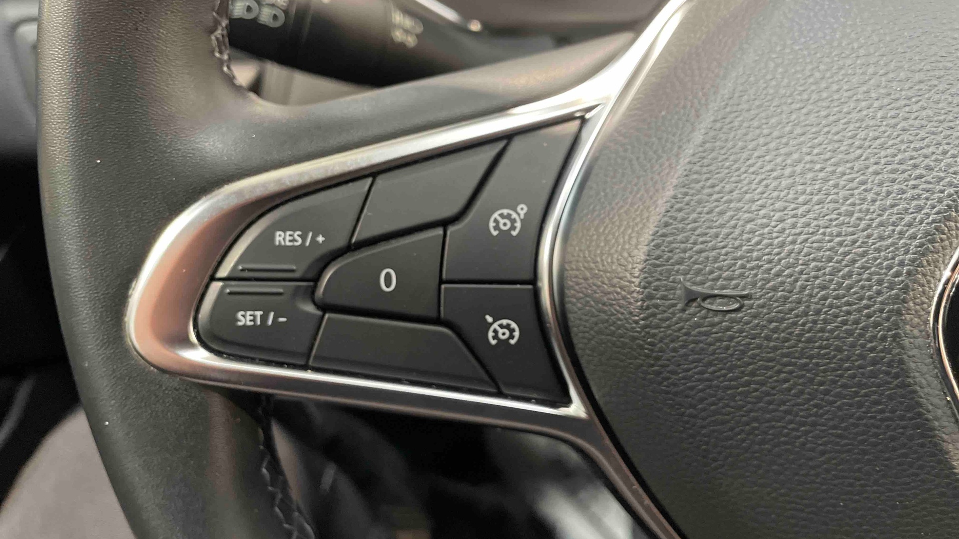 RENAULT CAPTUR E-Tech full hybrid 145 Techno