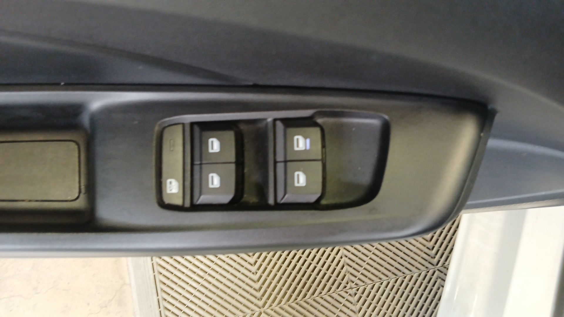 MG MG3 1.5 L Hybrid+ 195 ch Luxury