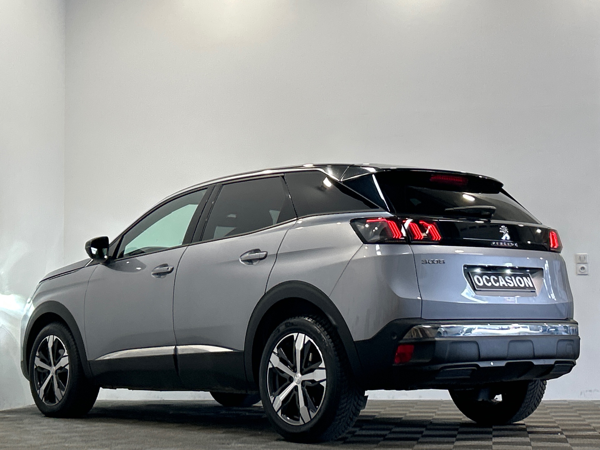 PEUGEOT 3008 BlueHDi 130ch S&S EAT8 Allure Pack