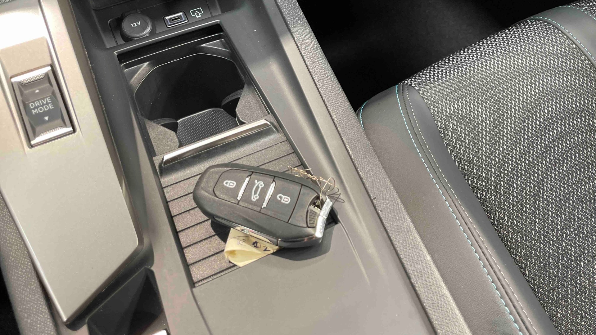 PEUGEOT 308 BlueHDi 130ch S&S EAT8 Allure
